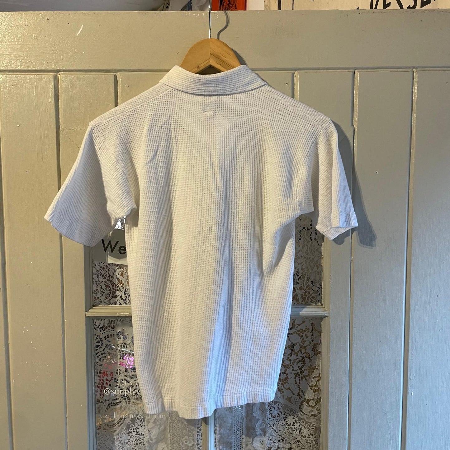 1960s white British Waffle Knitted Polo Shirt Top