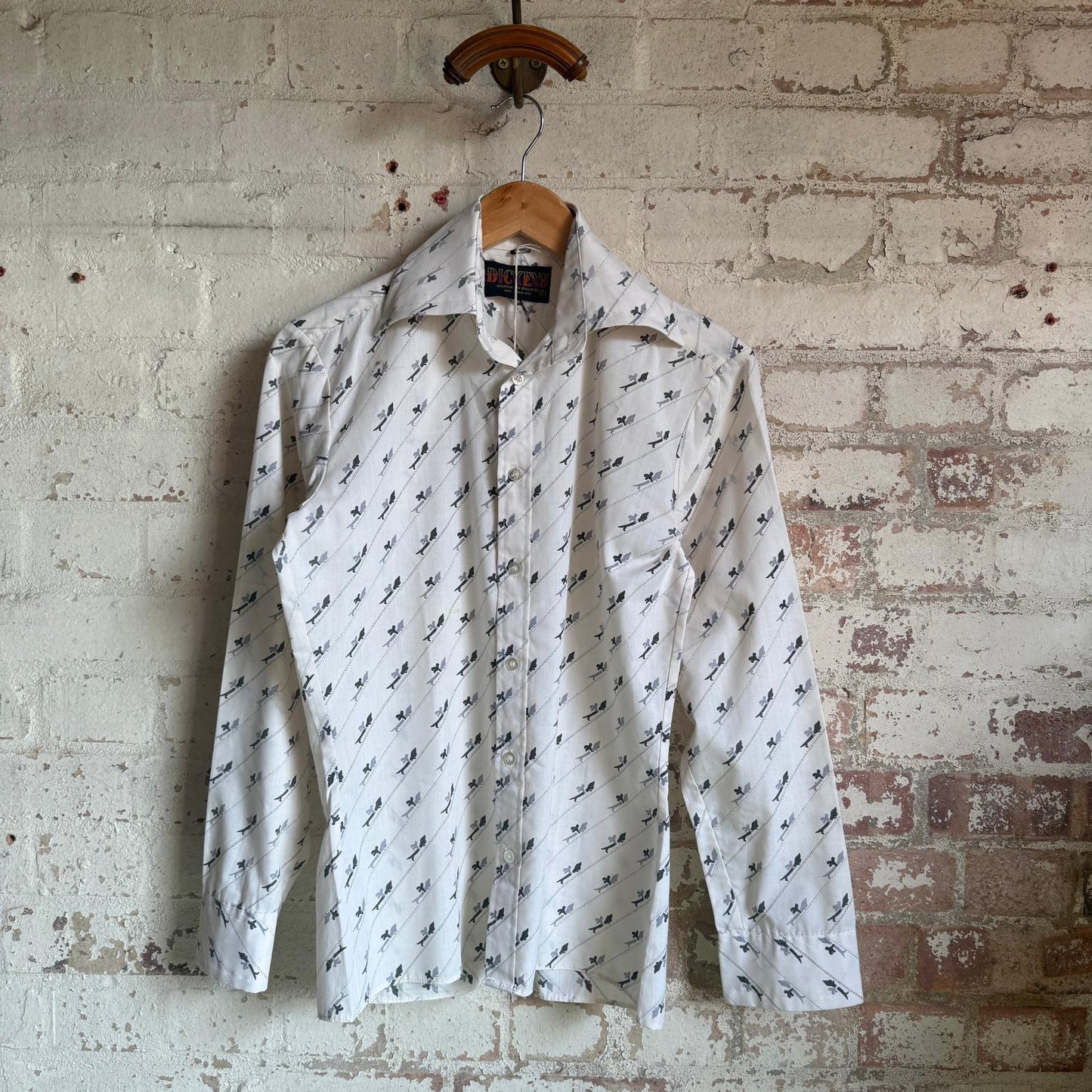 1970S White Dickens Graphic Button Shirt