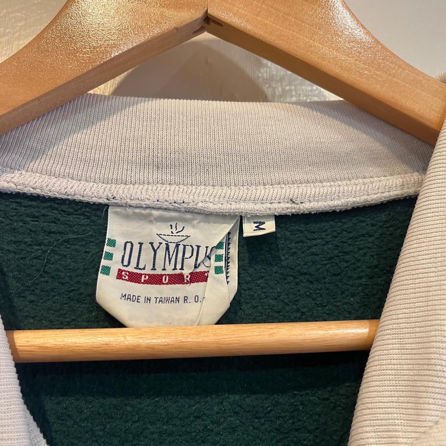 1980s Faded Green Unusual College Style Sweatshirt Jumper