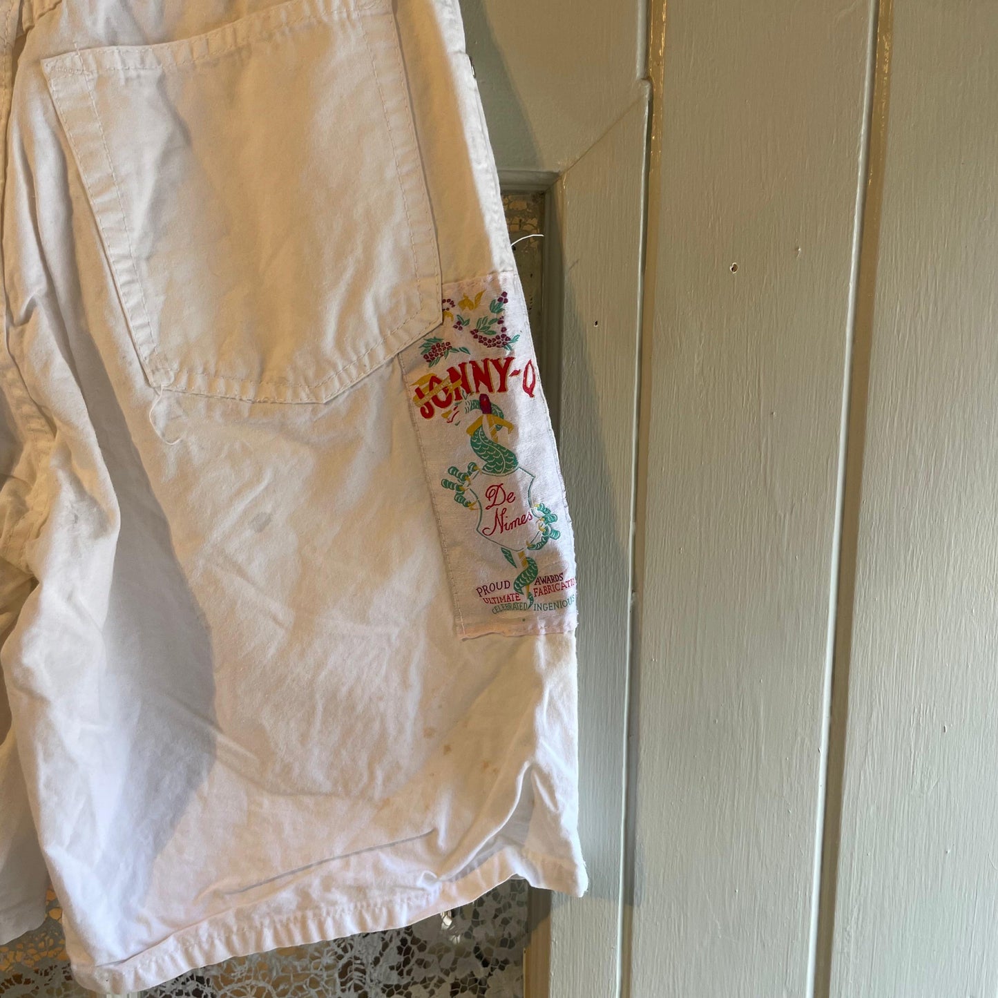 2000s Y2K White Cotton Embroidered Shorts