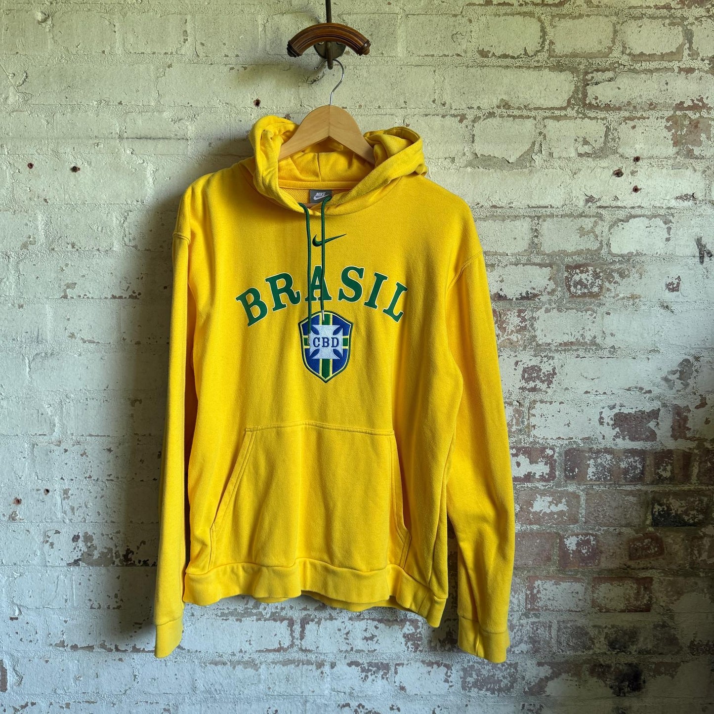 2000s Yellow Nike Brazil Football Hoodie Jumper