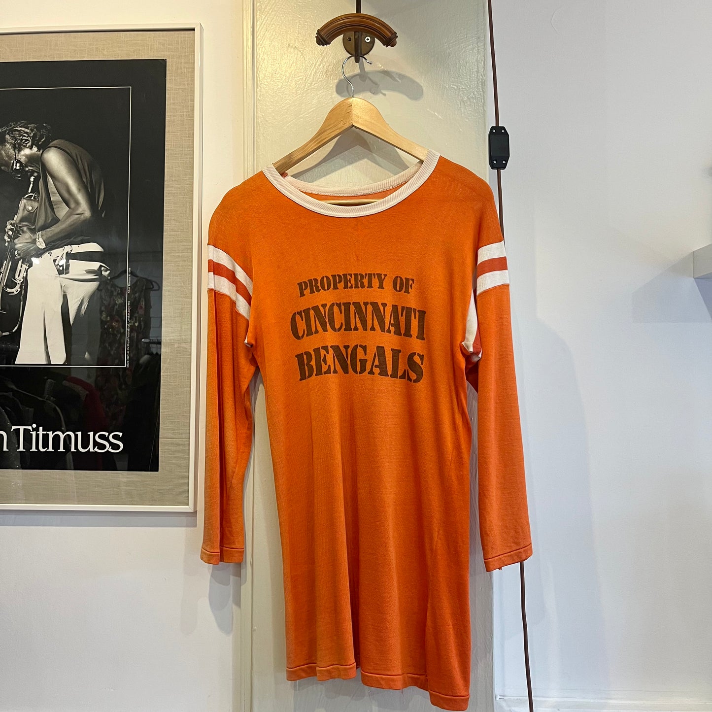 1950s Orange Rayon Graphic Long Sleeved Top