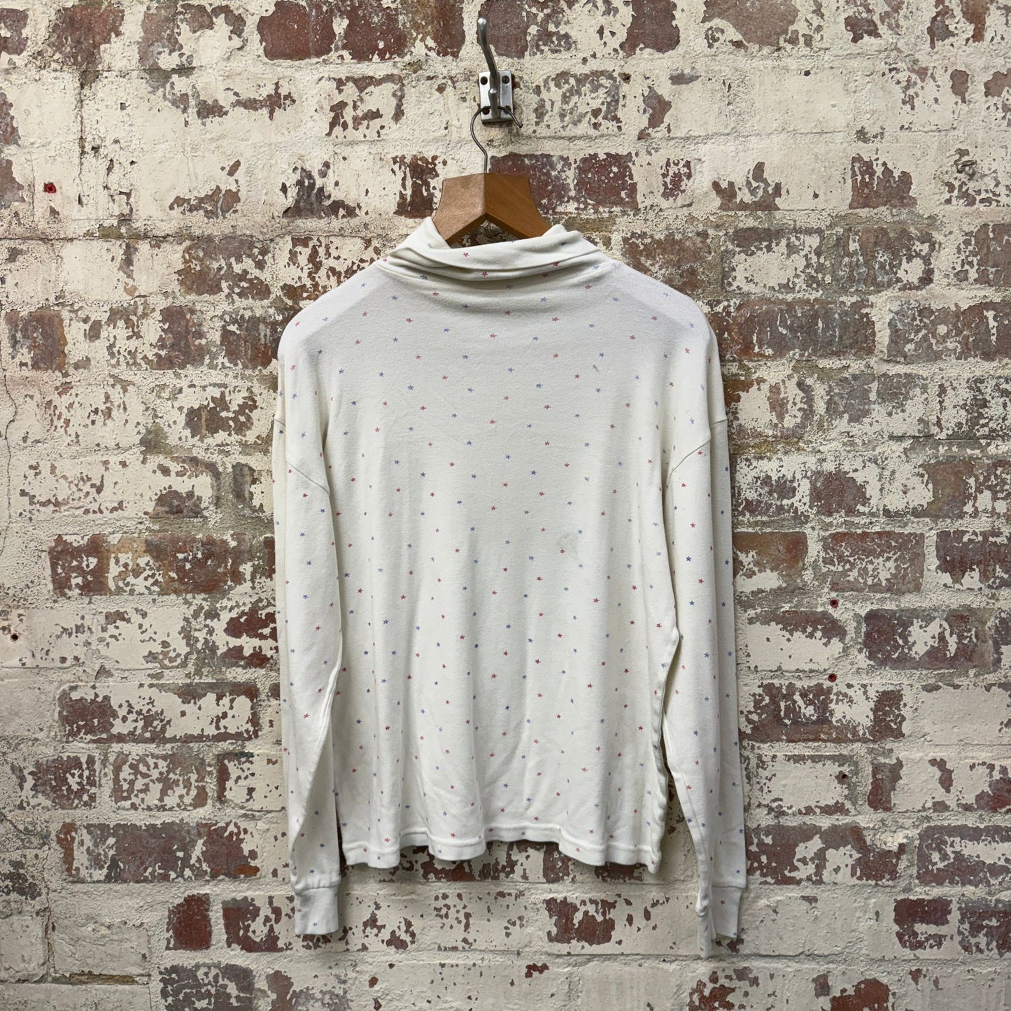 1980s White Graphic Star Long Sleeve Roll Neck Top