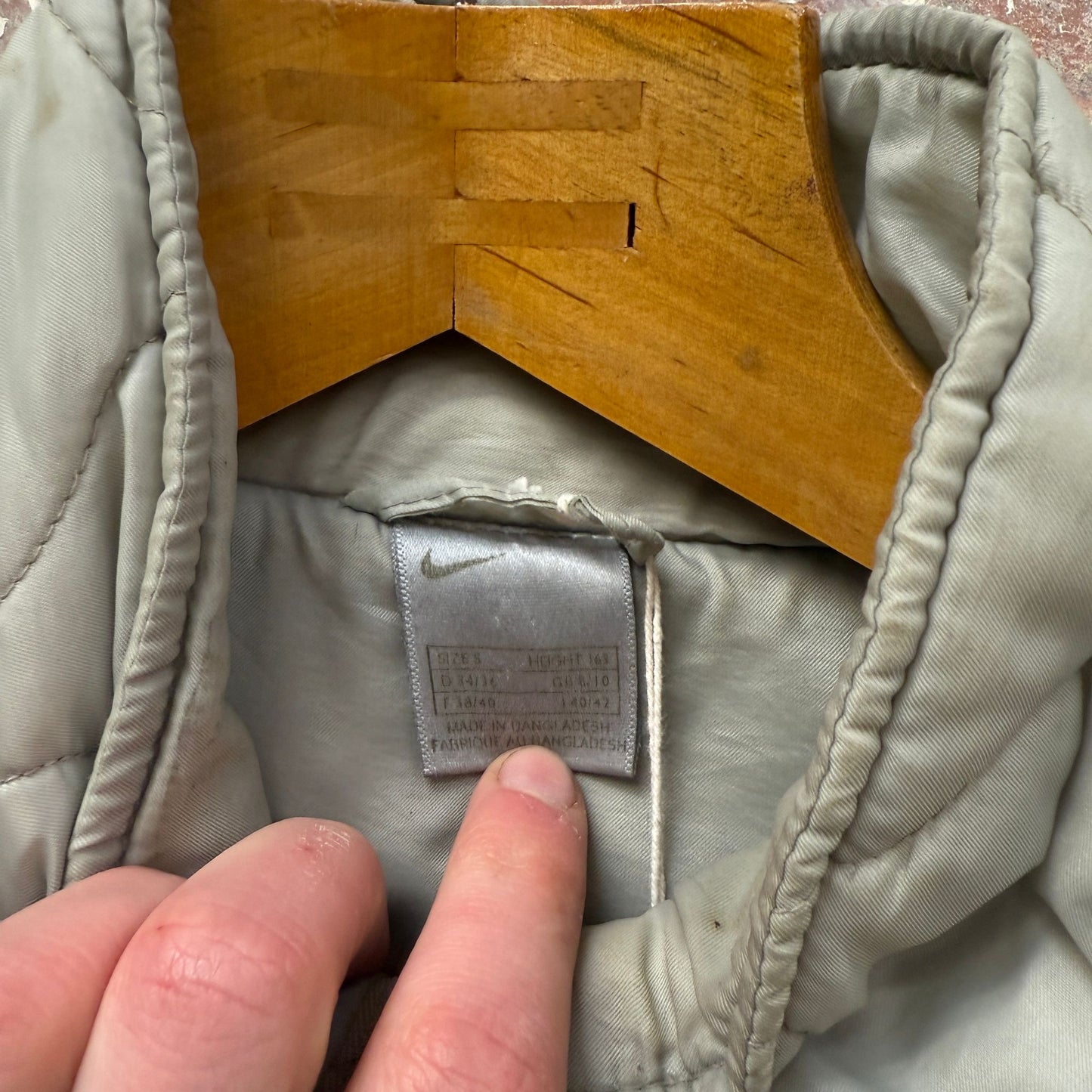 2000s Grey Quilted Nike Jacket