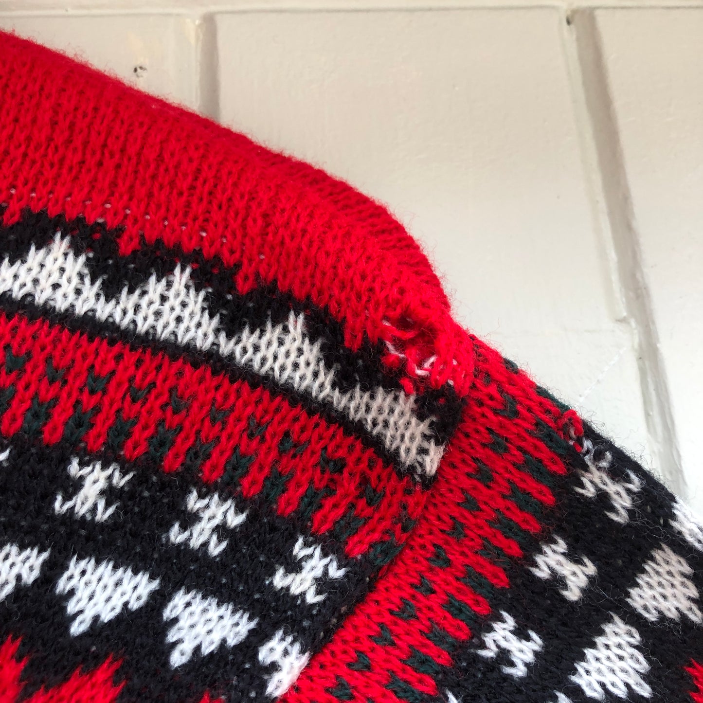 1960s Red Patterned Knitted Jumper
