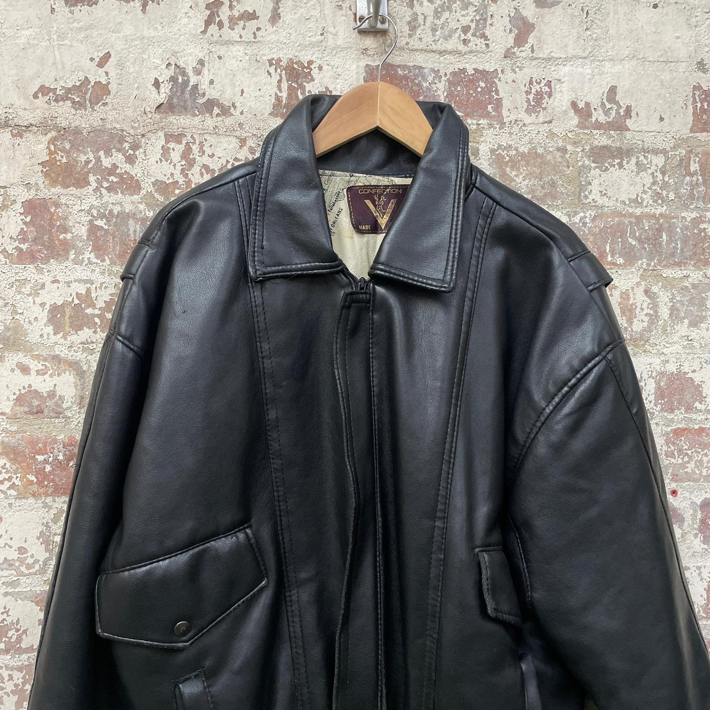 Vintage 1980s 1990s Black Leather Flight Bomber Jacket Coat