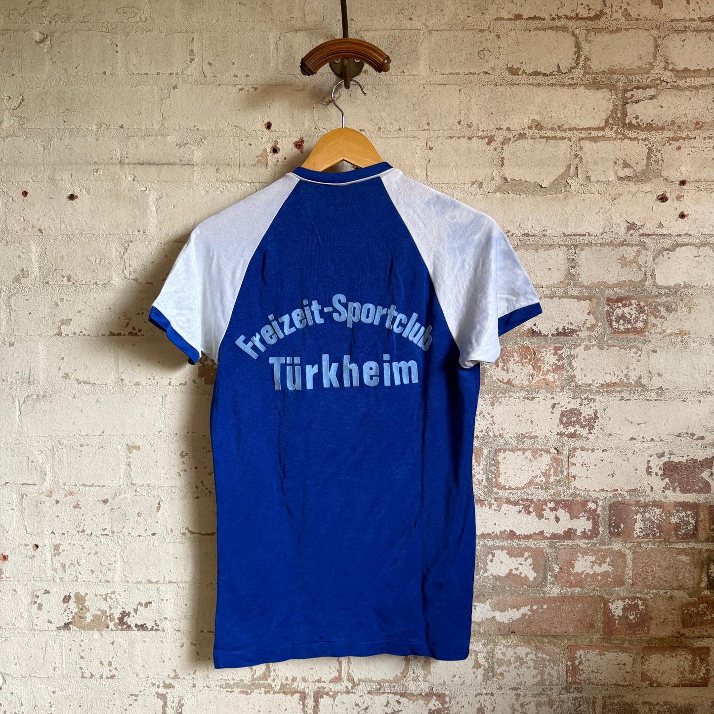 1980s Blue Graphic Football t-Shirt