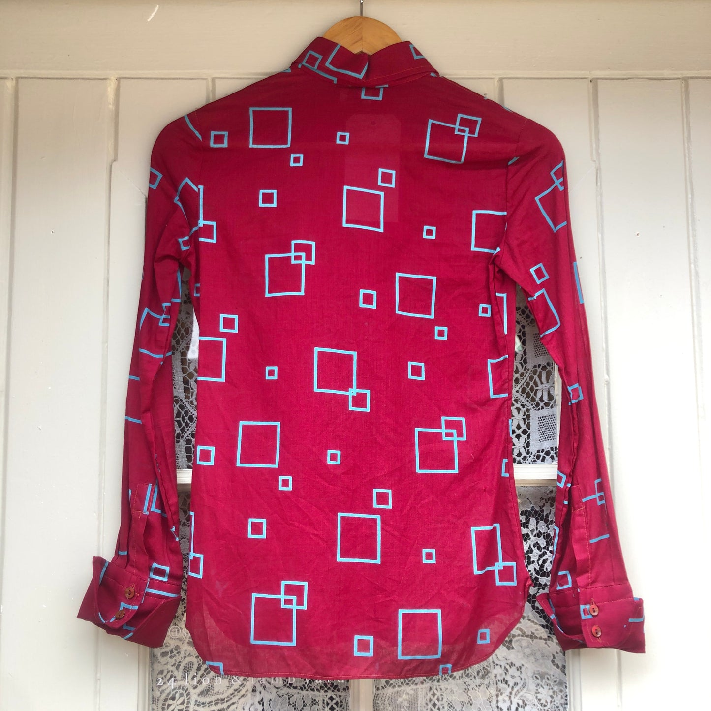 1970s Maroon Patterned Dagger Collar Shirt