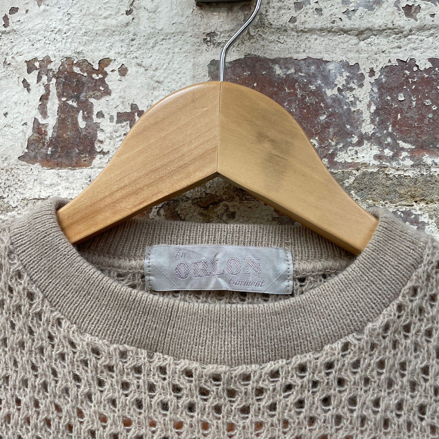 Vintage 1970s 1980s Beige Knitted Short Sleeved Jumper Shirt