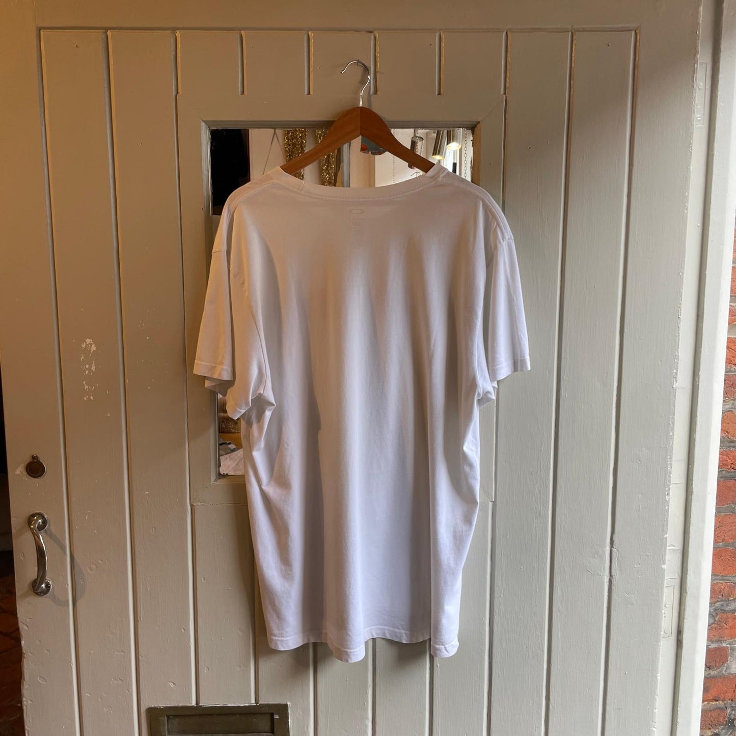 White Oakley Graphic T-shirt