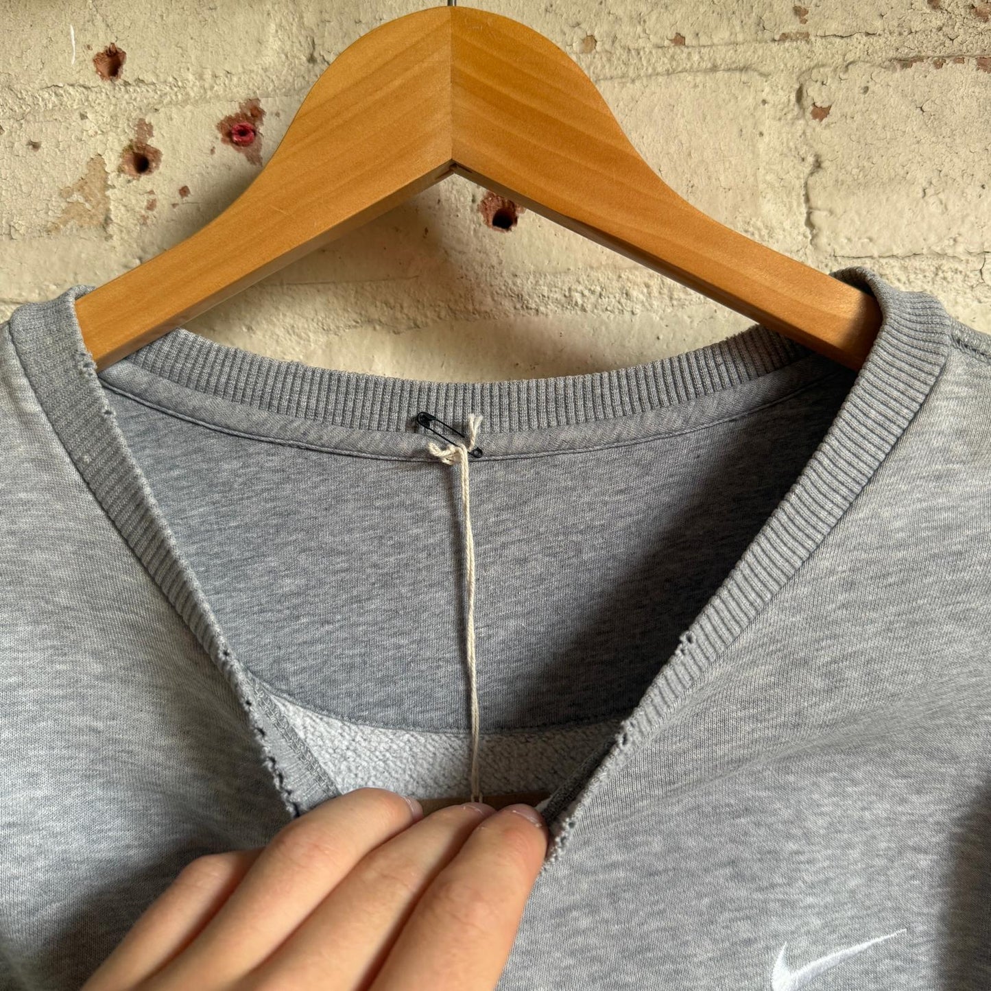 2000s Grey Nike Sweatshirt Jumper