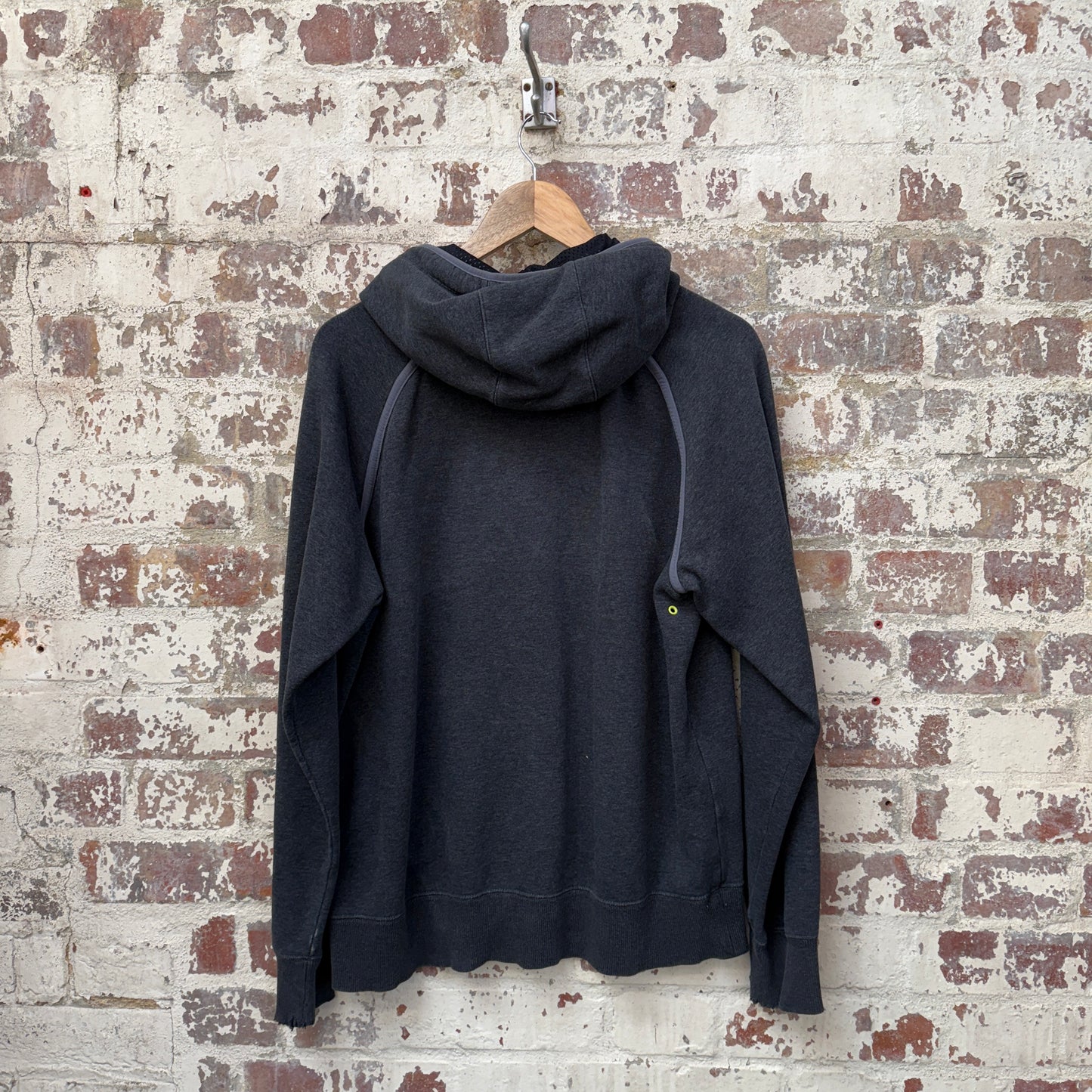 2000s Grey Nike Hoodie Jumper