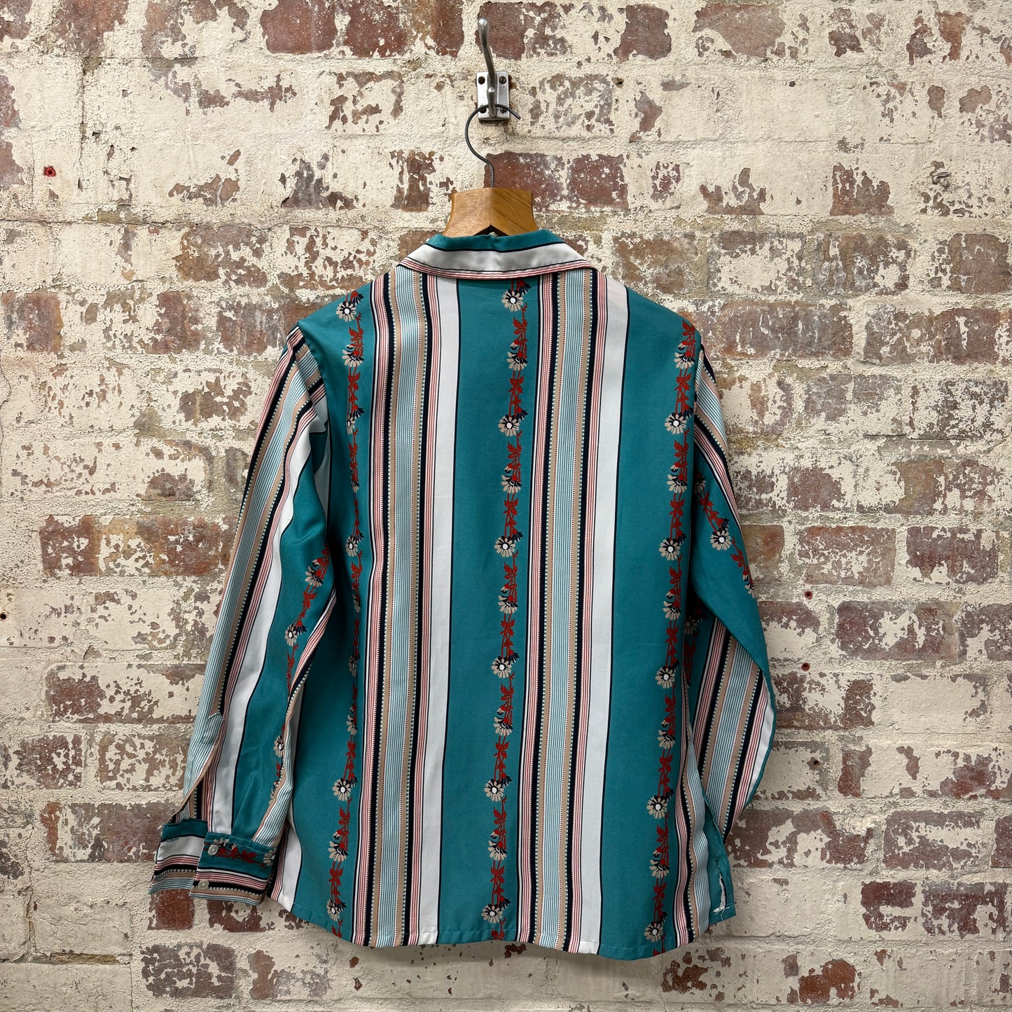 1970s Turquoise Printed Dagger Collar Button Shirt