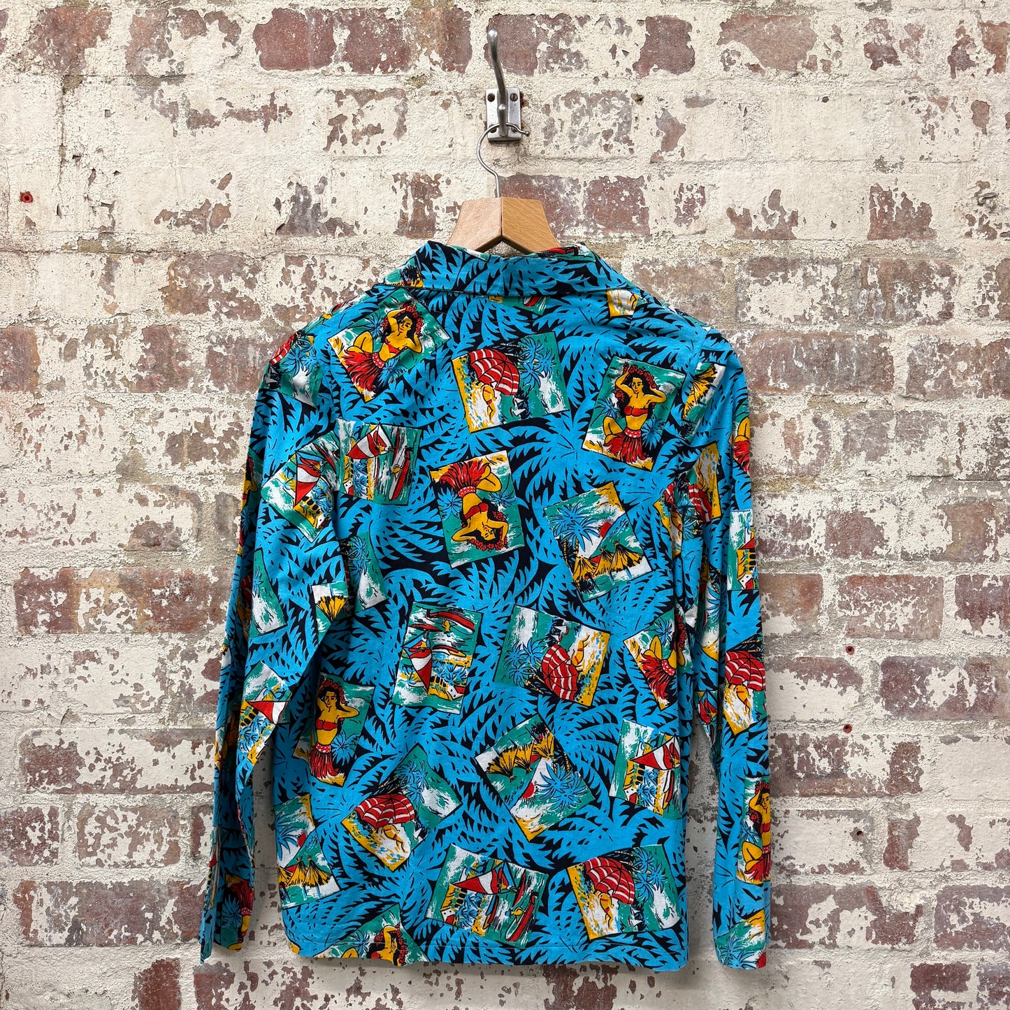 1970s Hawaiian Print Long Sleeved Shirt