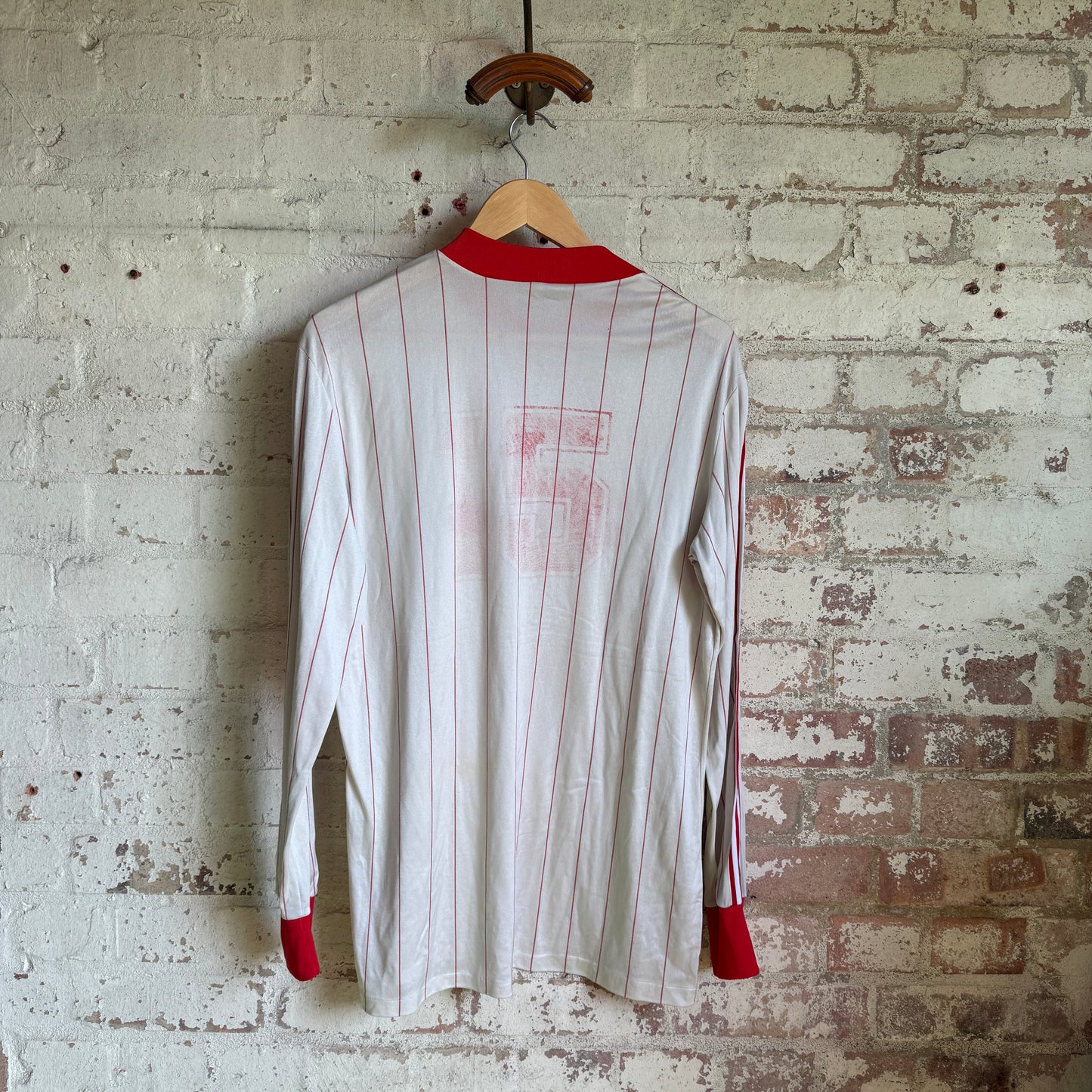 1970s White Adidas Ventex Long Sleeve graphic Top