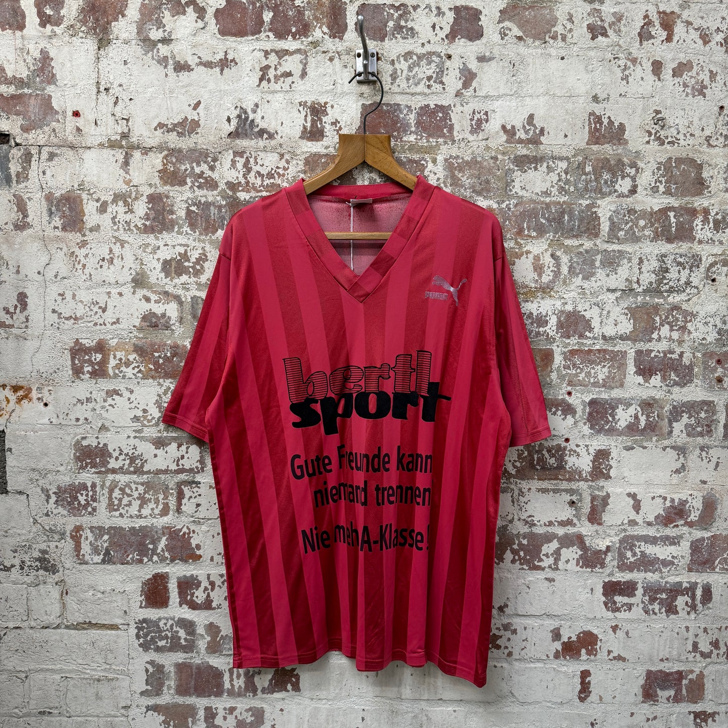1990s Red Puma Flock Print Sports T-Shirt