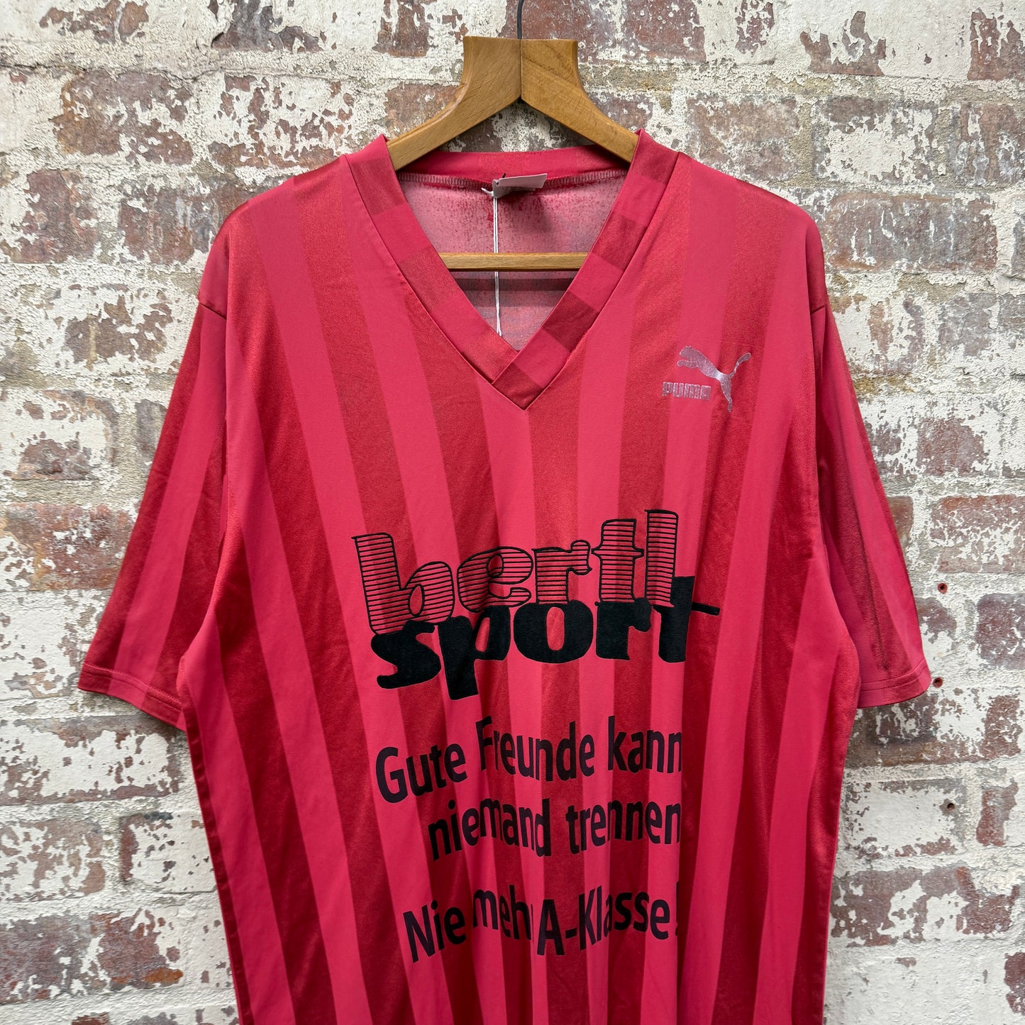 1990s Red Puma Flock Print Sports T-Shirt