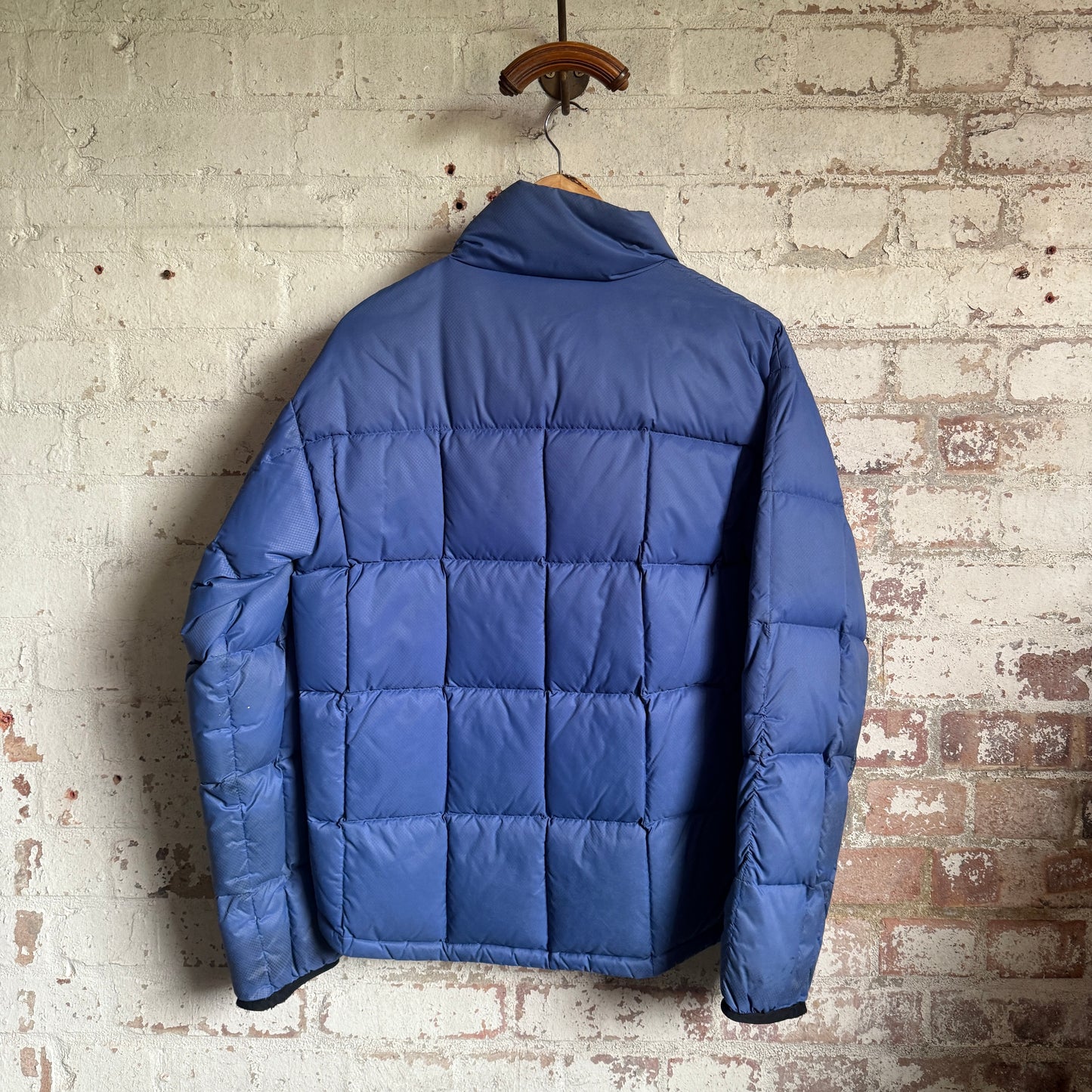 Blue Mountain Equipment Puffer Jacket Coat