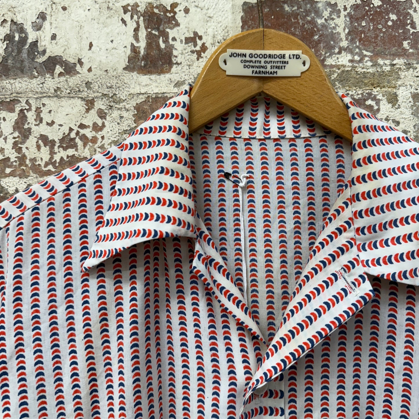 1970s Red Patterned Leisure Shirt