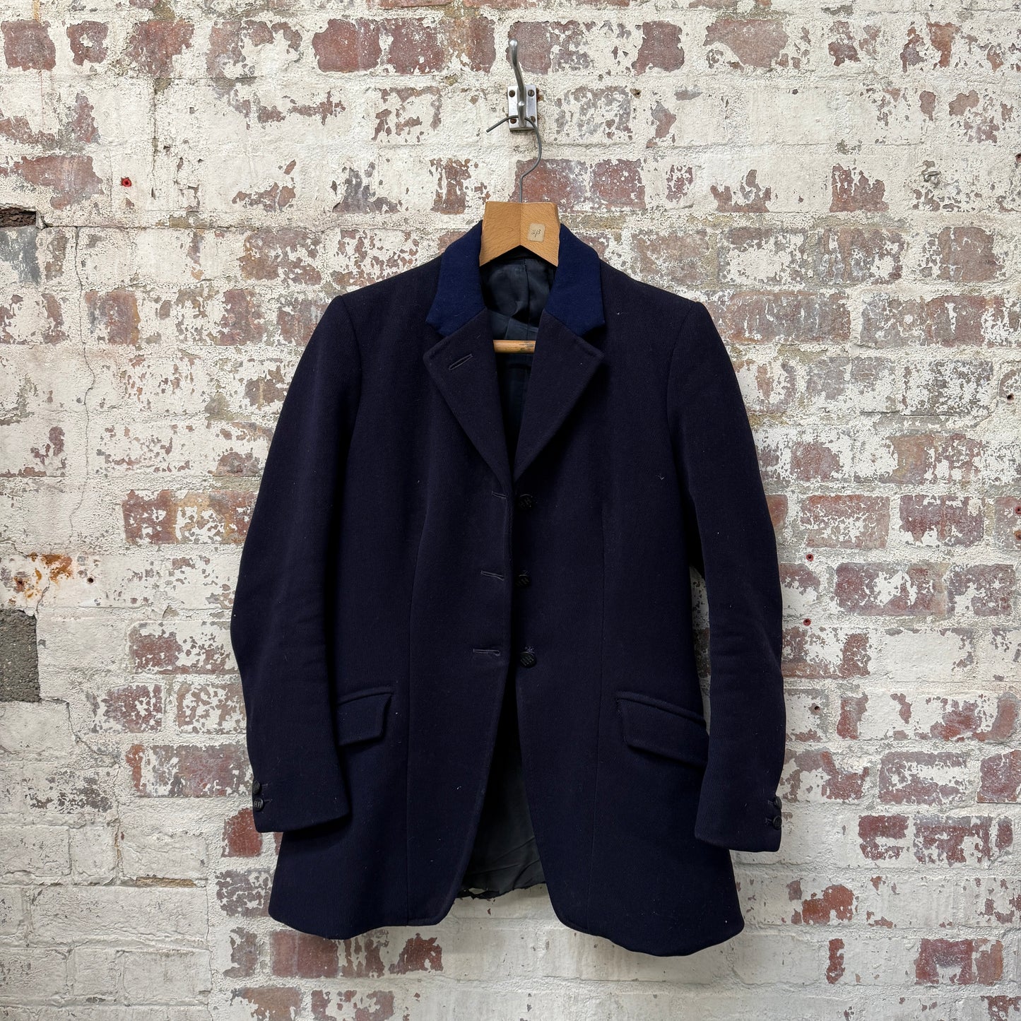 1980s Navy Harry Hall British Tailored Hunting Riding Jacket