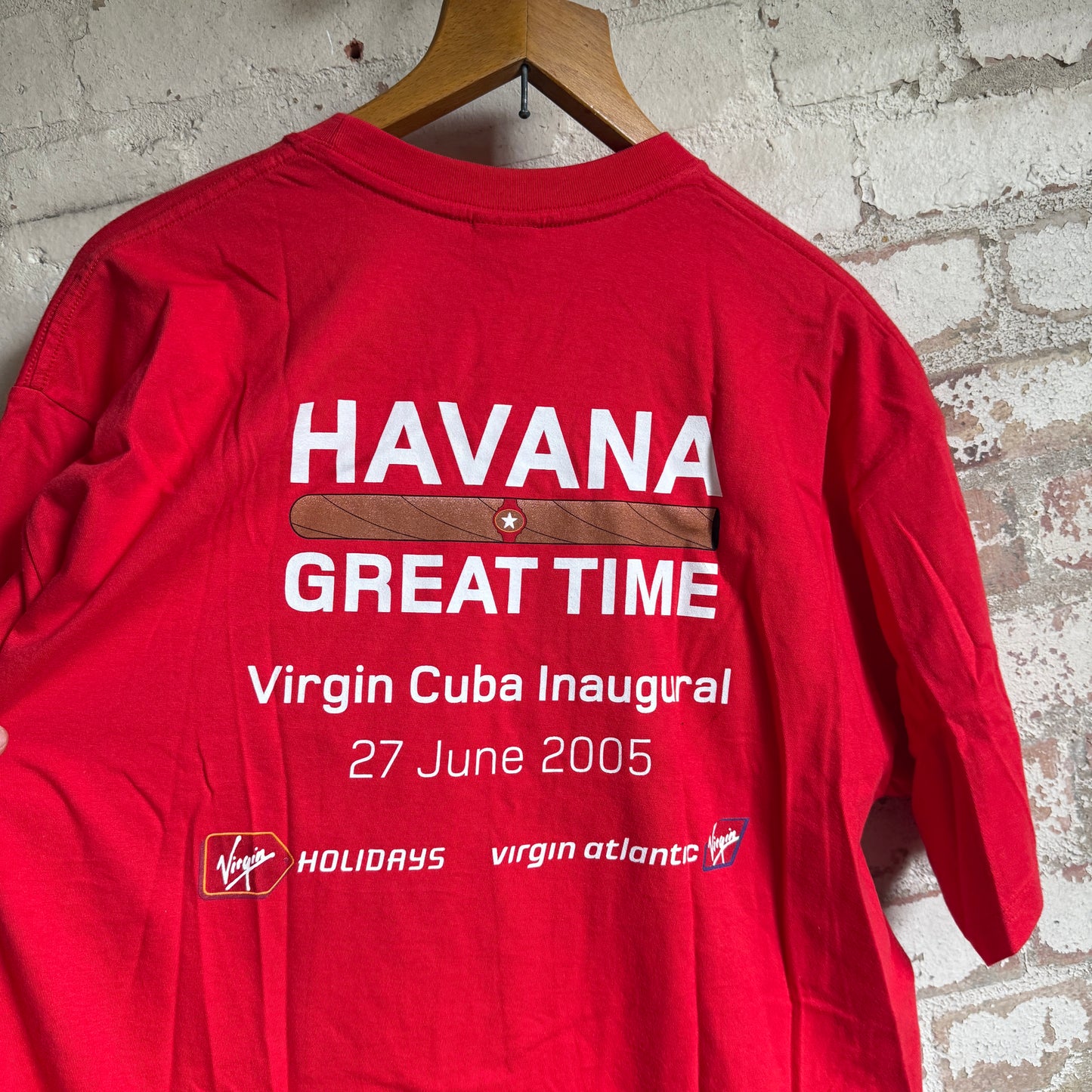 2000s Havana Cuba Graphic T-Shirt
