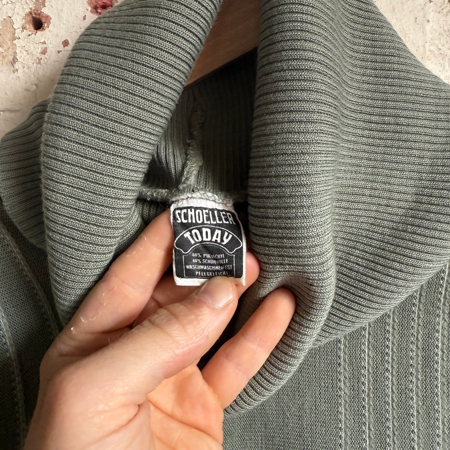 1970s Light Green Italian Knitted Roll Neck Jumper