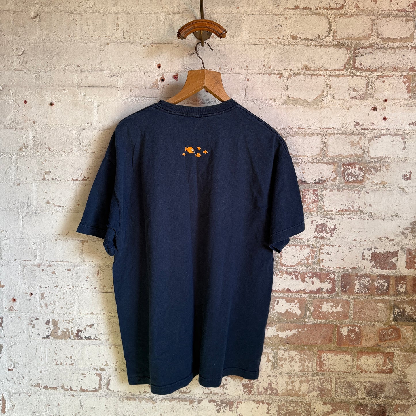 1990s Navy Pet The Pirahana Graphic T-Shirt