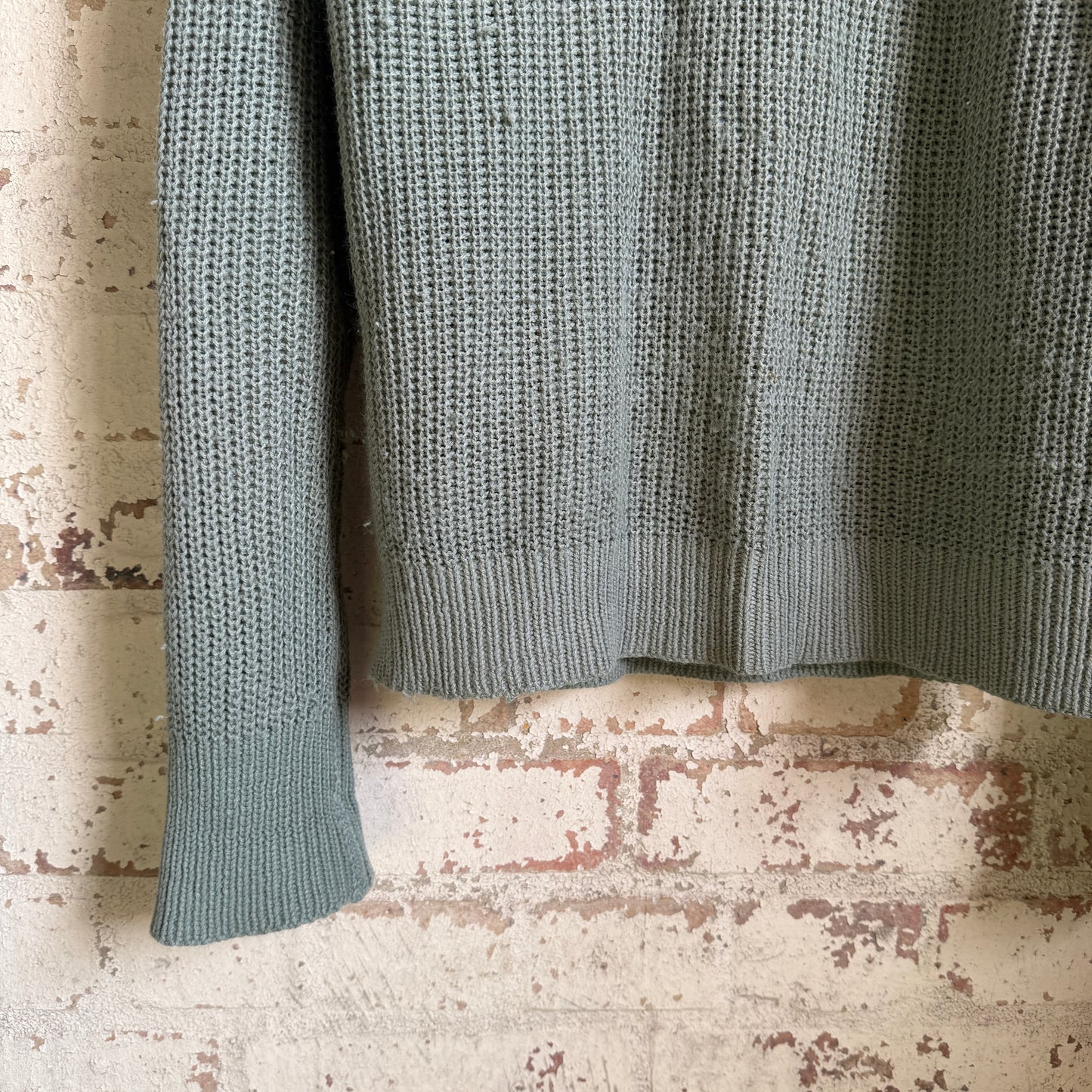 1970s Turquoise Knitted V-Neck Jumper