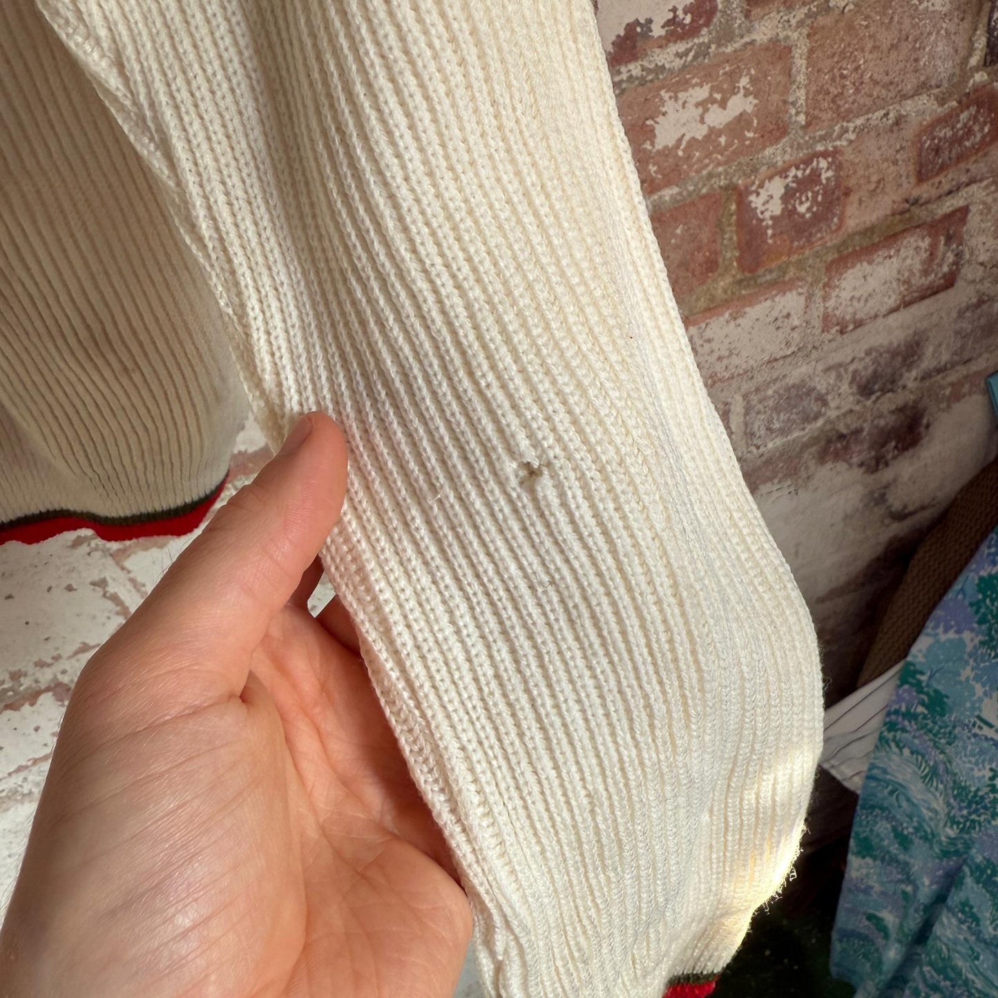 1950s Cream V-Neck British Wool Knitted Jumper