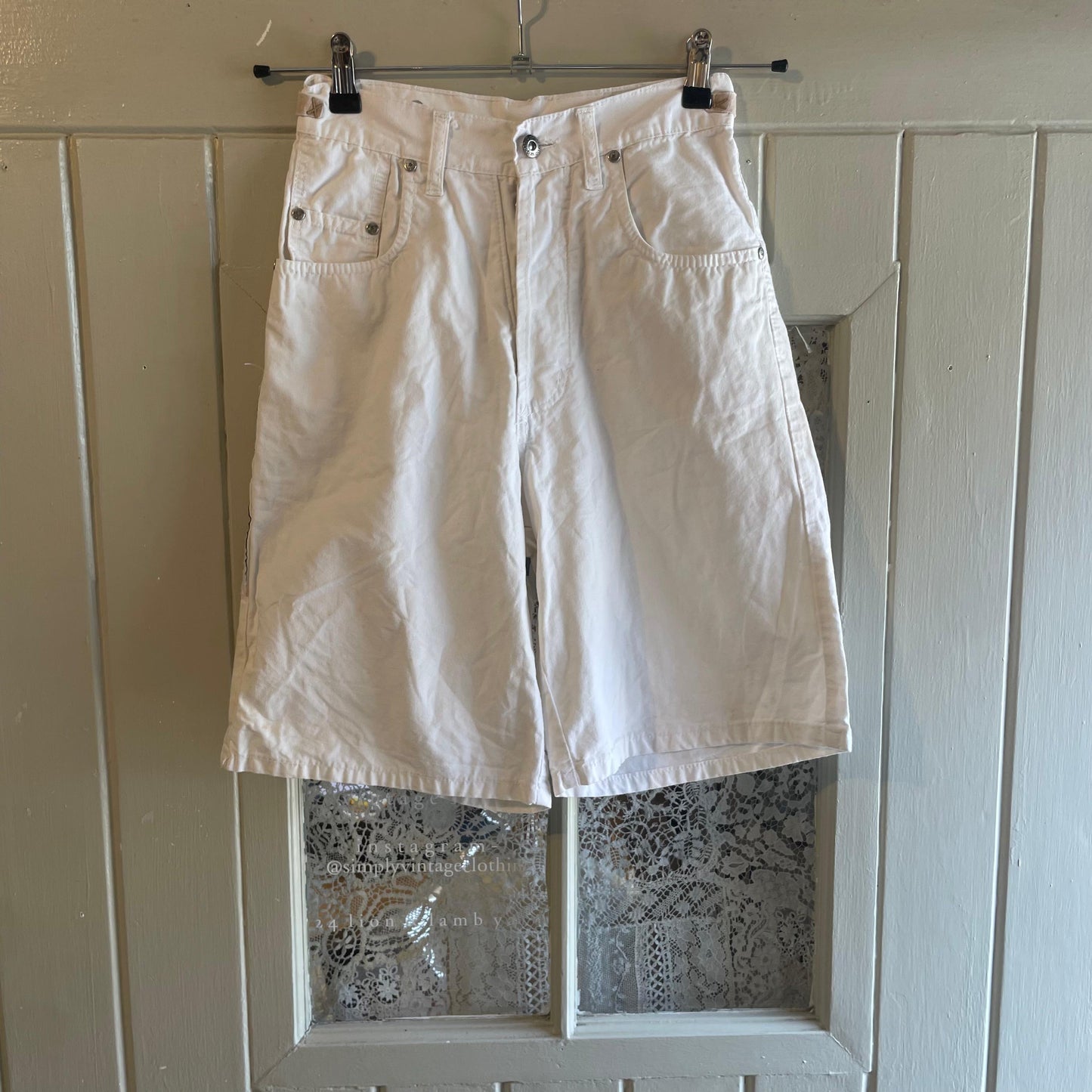 2000s Y2K White Cotton Embroidered Shorts