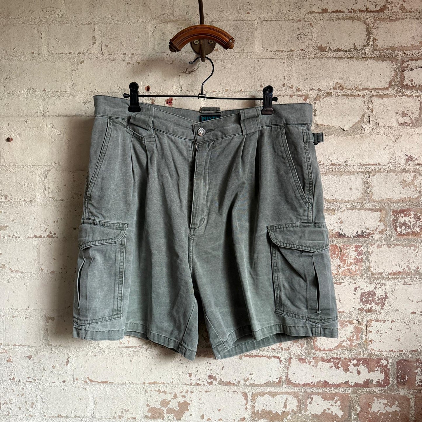 1990s Grey Misty Mountain Cargo Shorts