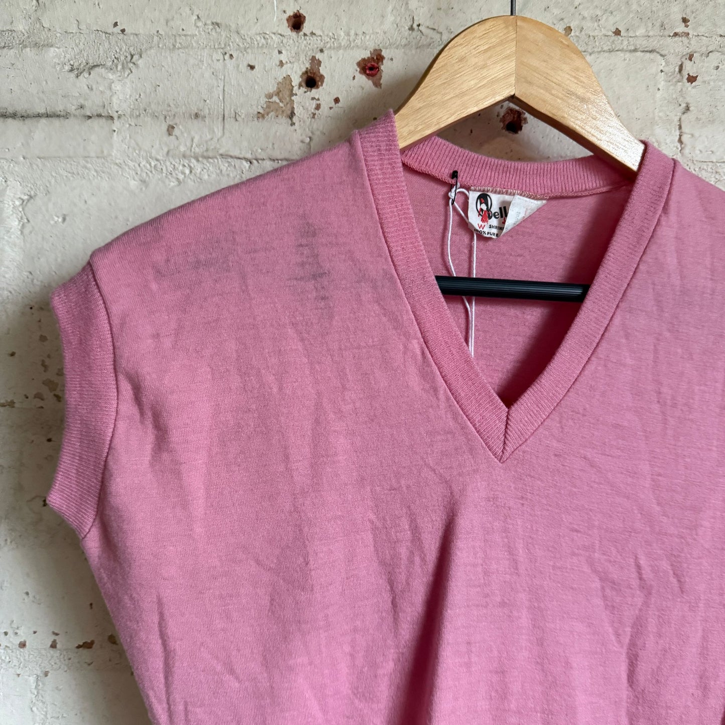 1950s Pink Knitted V-Neck Vest Sweater