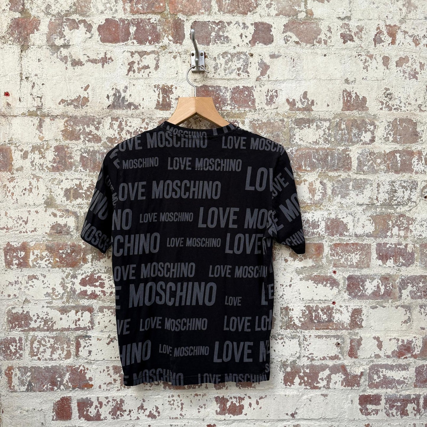 2000s Black Graphic Moschino T-shirt