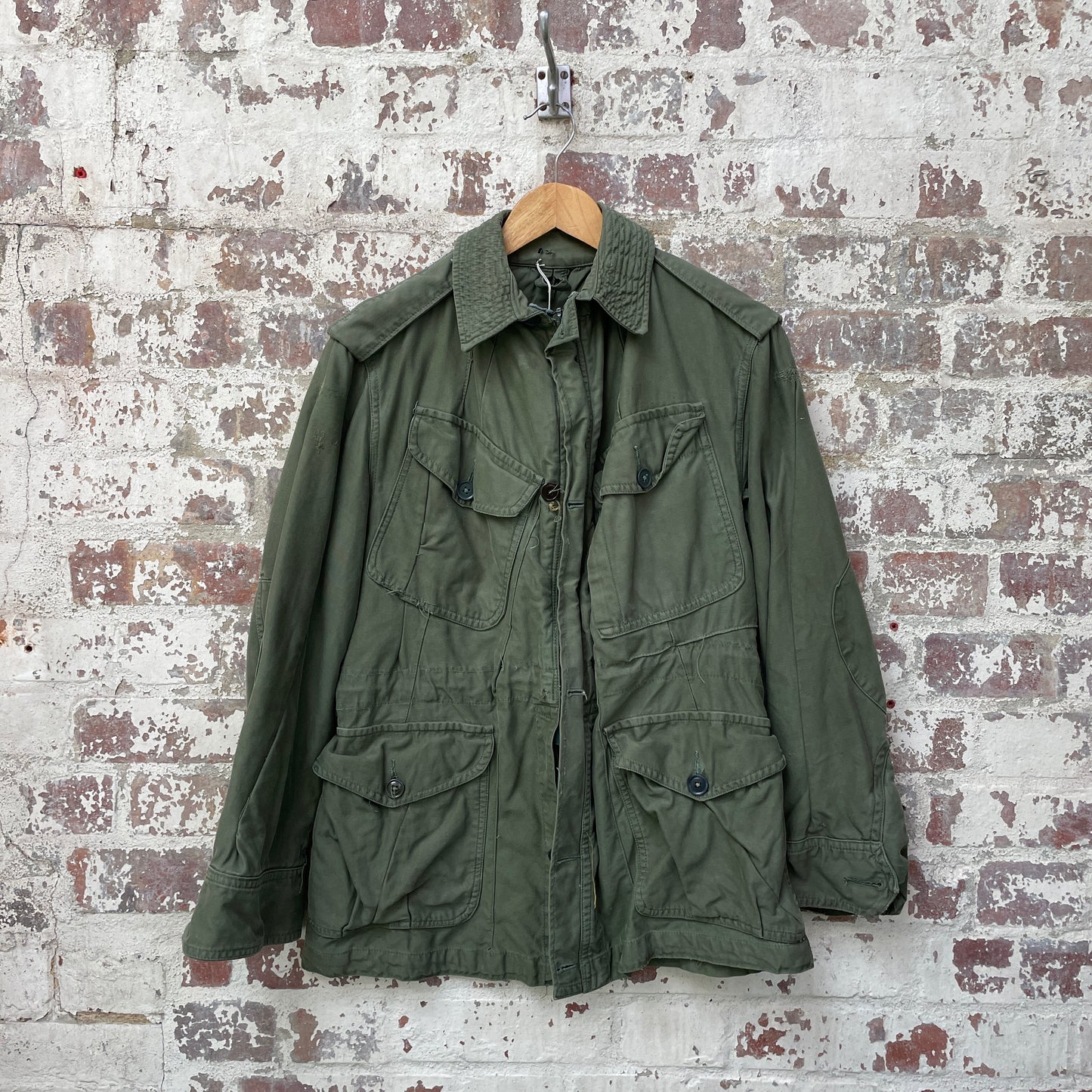 Vintage 1960s Green British Military Combat Smock Jacket Coat