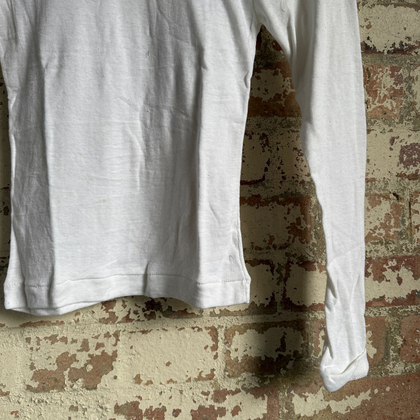 1970s White Long Sleeve Blank Cotton Top T-Shirt