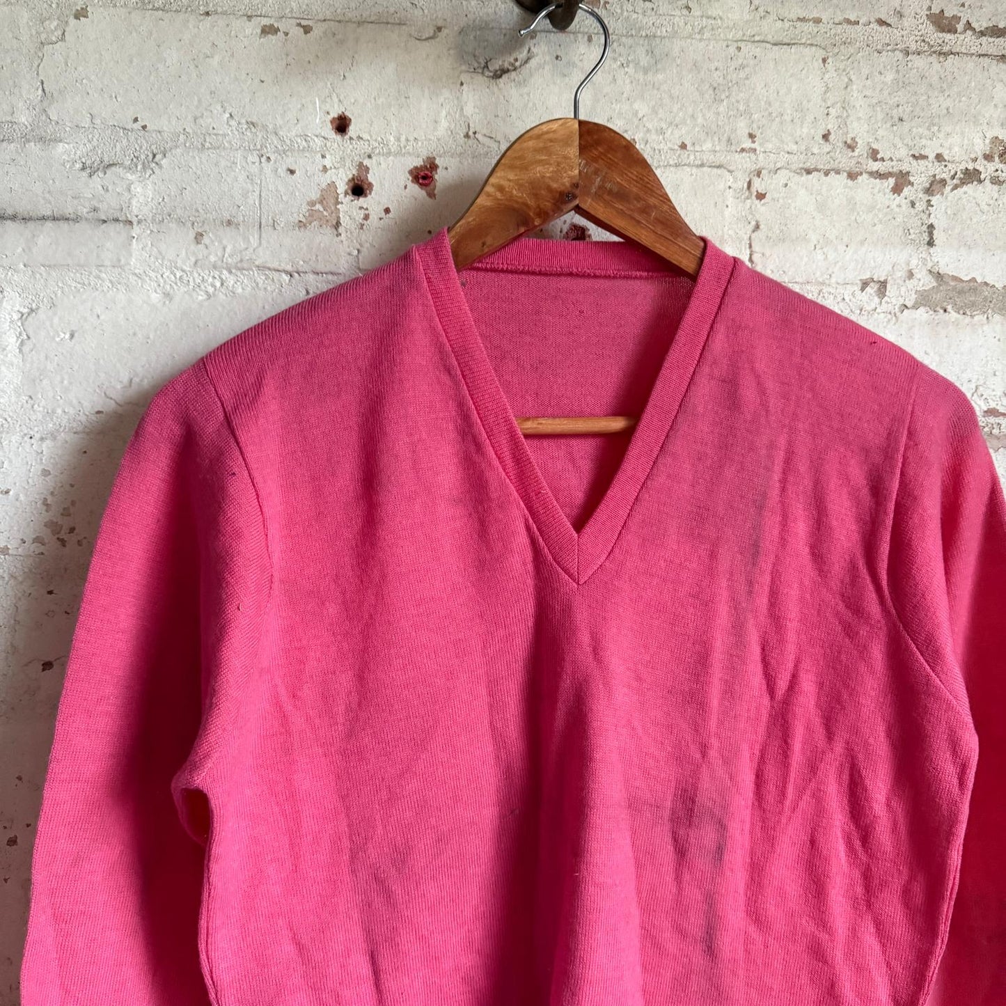 1950s Pink Wool Knitted V-Neck Jumper