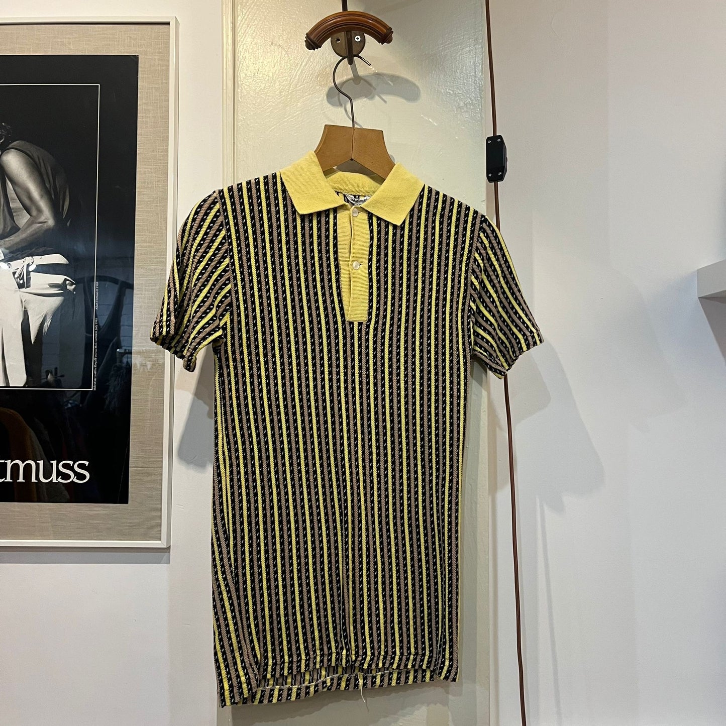 1960s 1970s British Yellow Striped Patterned Polo Shirt Top