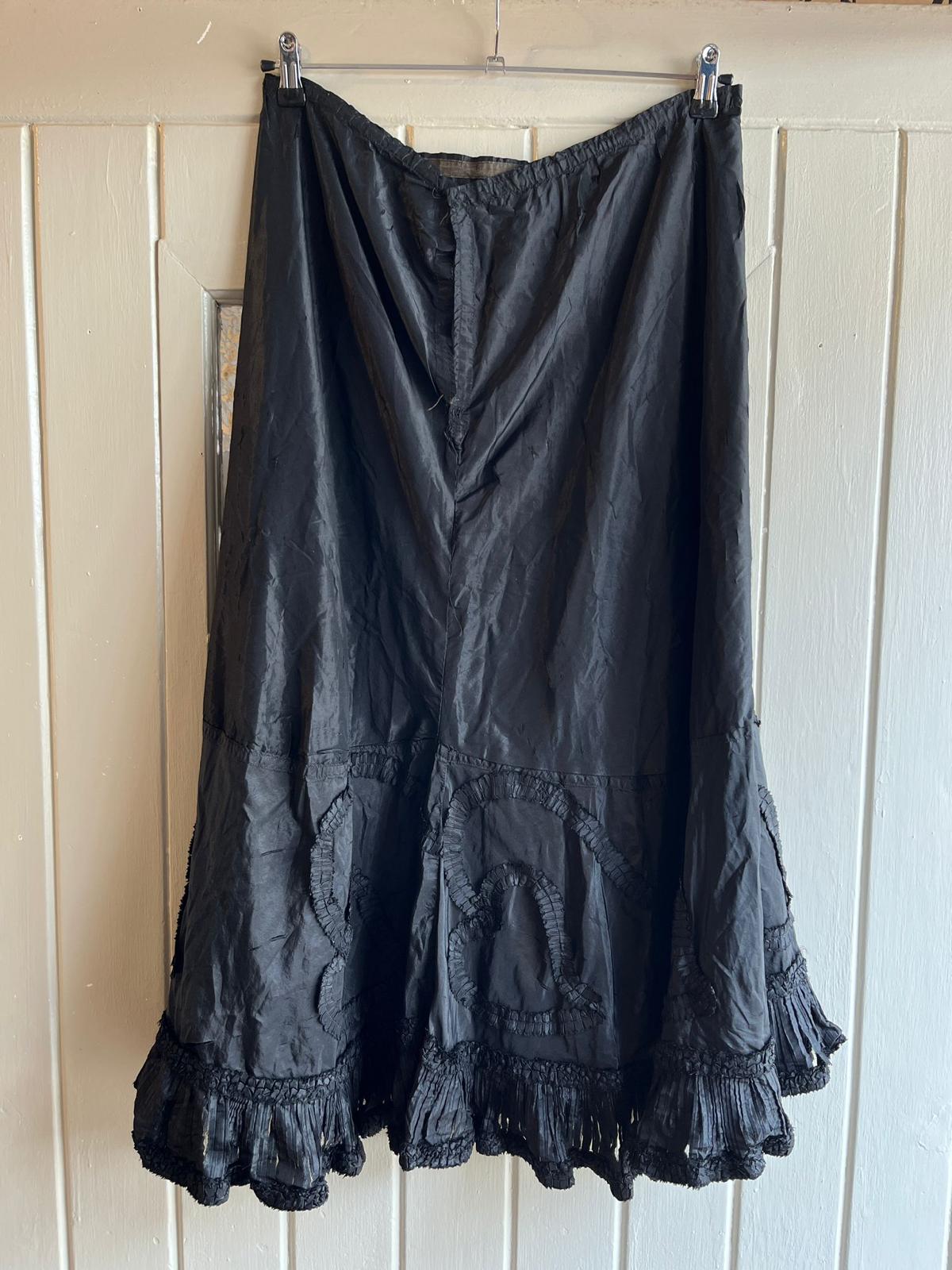 1890s Victorian Black Skirt