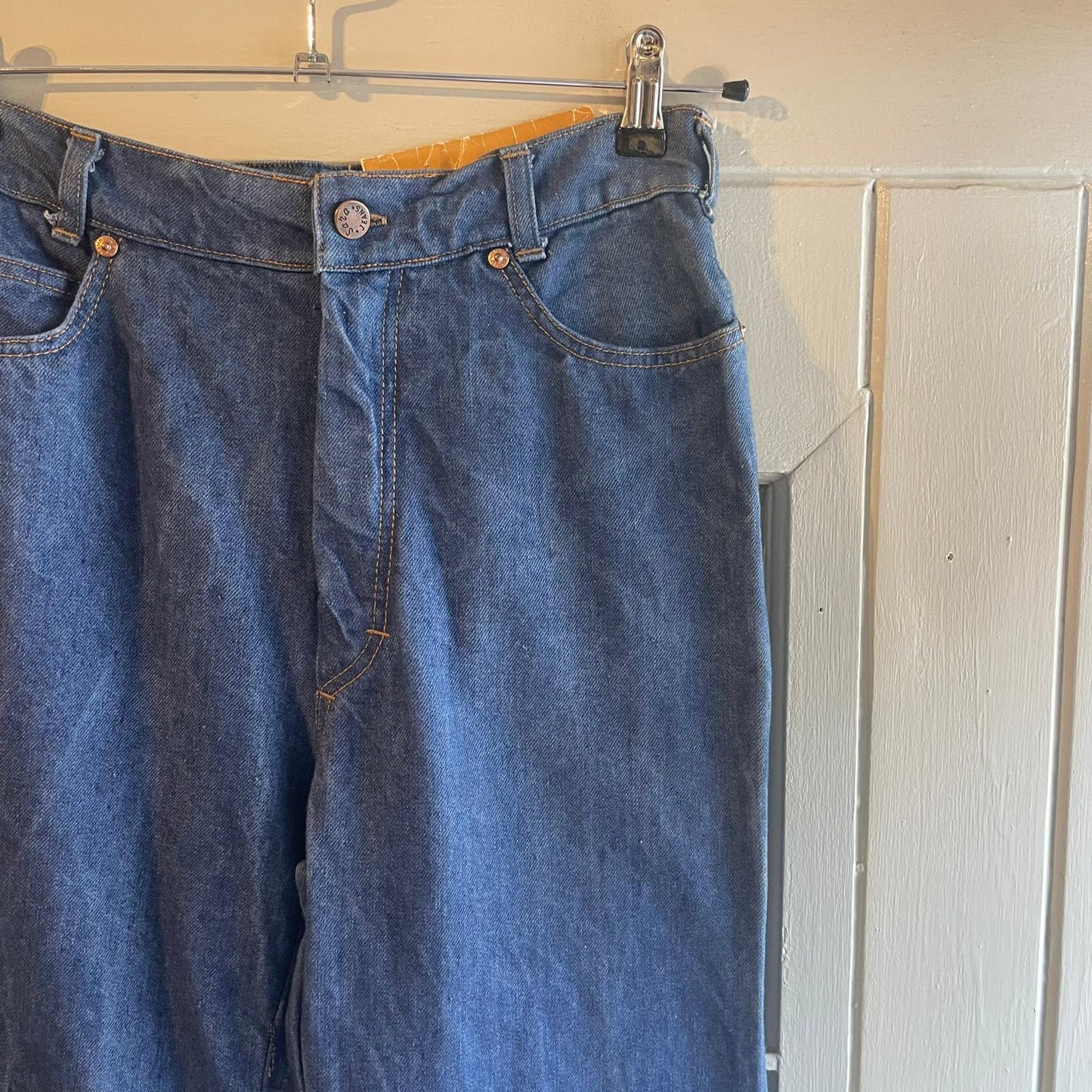 1970s Blue Wash Tiger Eye Flared Jeans