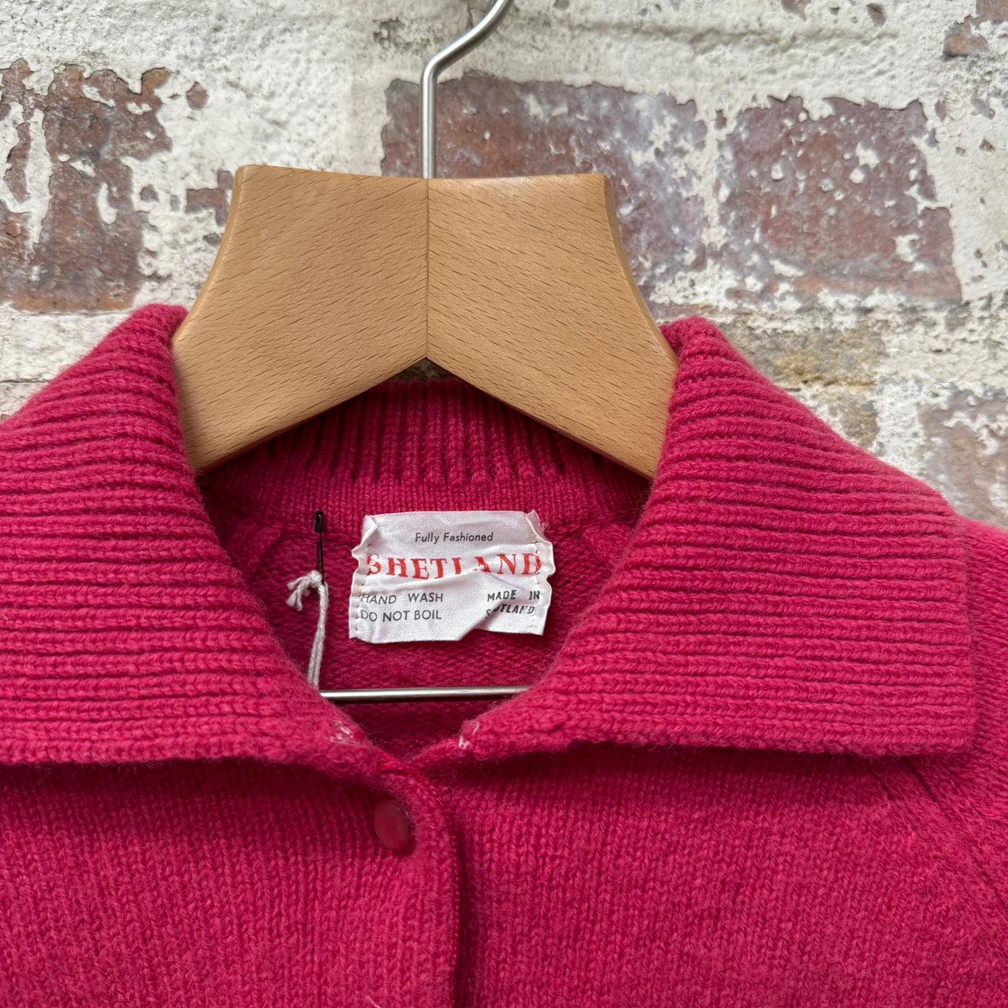 1970s Pink Knitted Cardigan