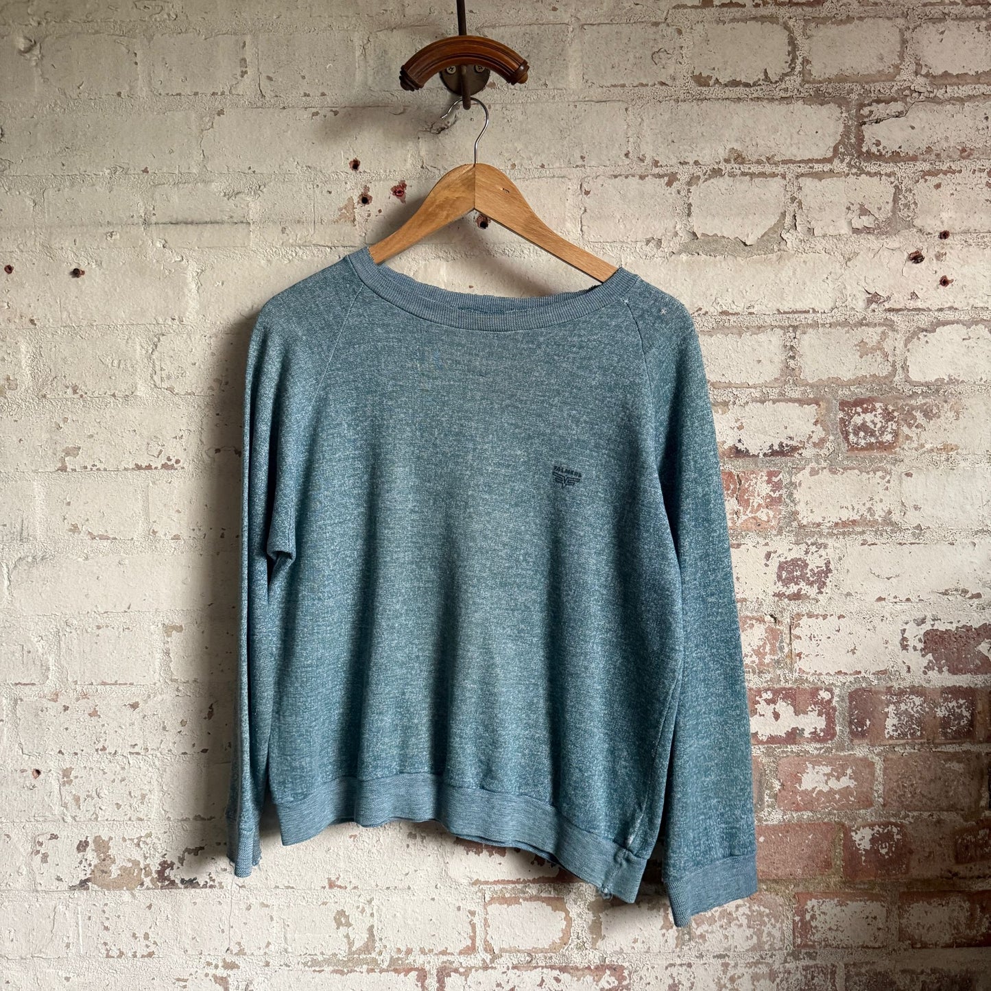 1970s Distressed Turquoise Falmers Raglan Sweatshirt