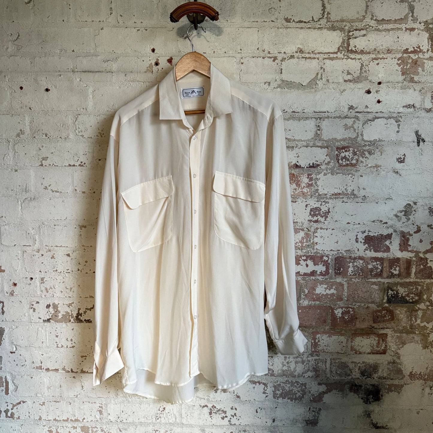 1980s Cream Silk Long-sleeve button up Shirt