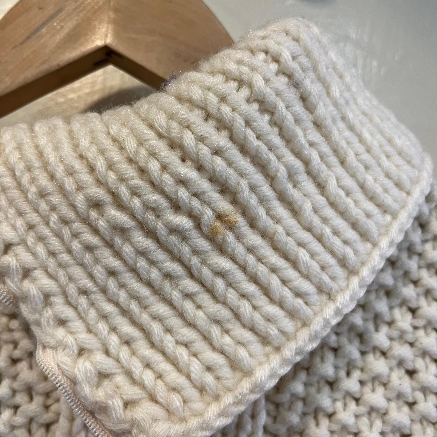 1970s 1980s Cream Knitted Zip Jumper