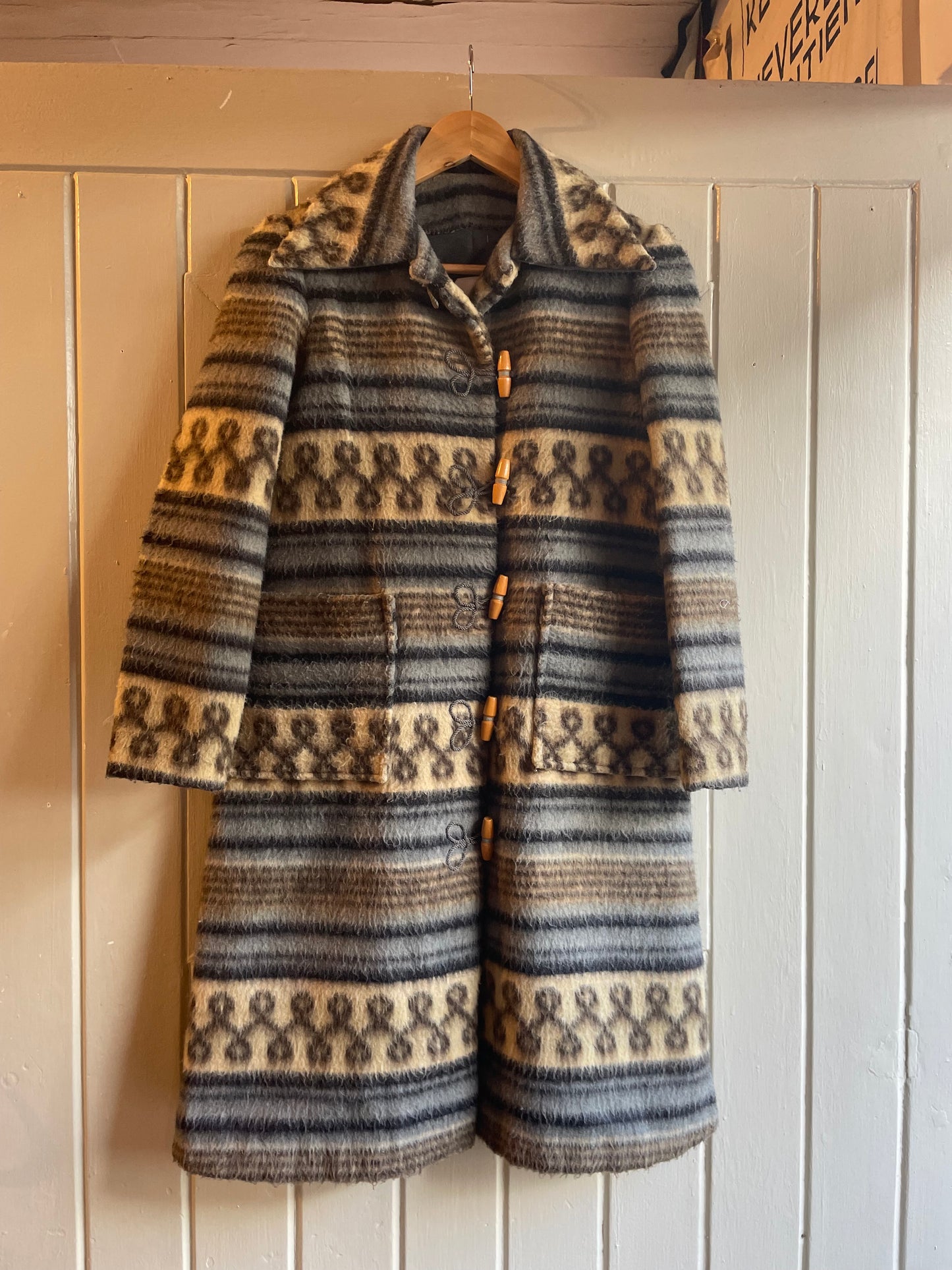 1970s Grey Aztec Patterned Afghan Coat