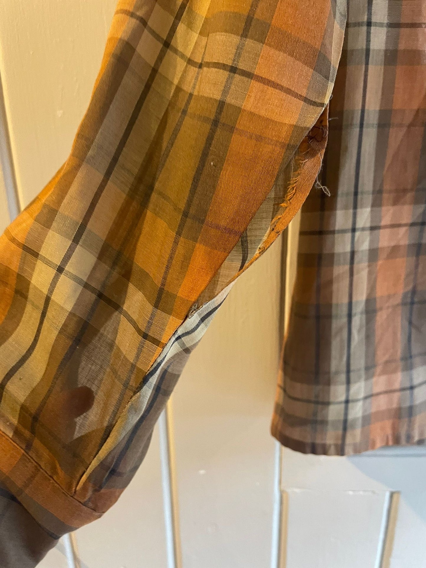 1950s Brown Checkered McGregor Loop Collar Shirt