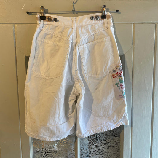 2000s Y2K White Cotton Embroidered Shorts