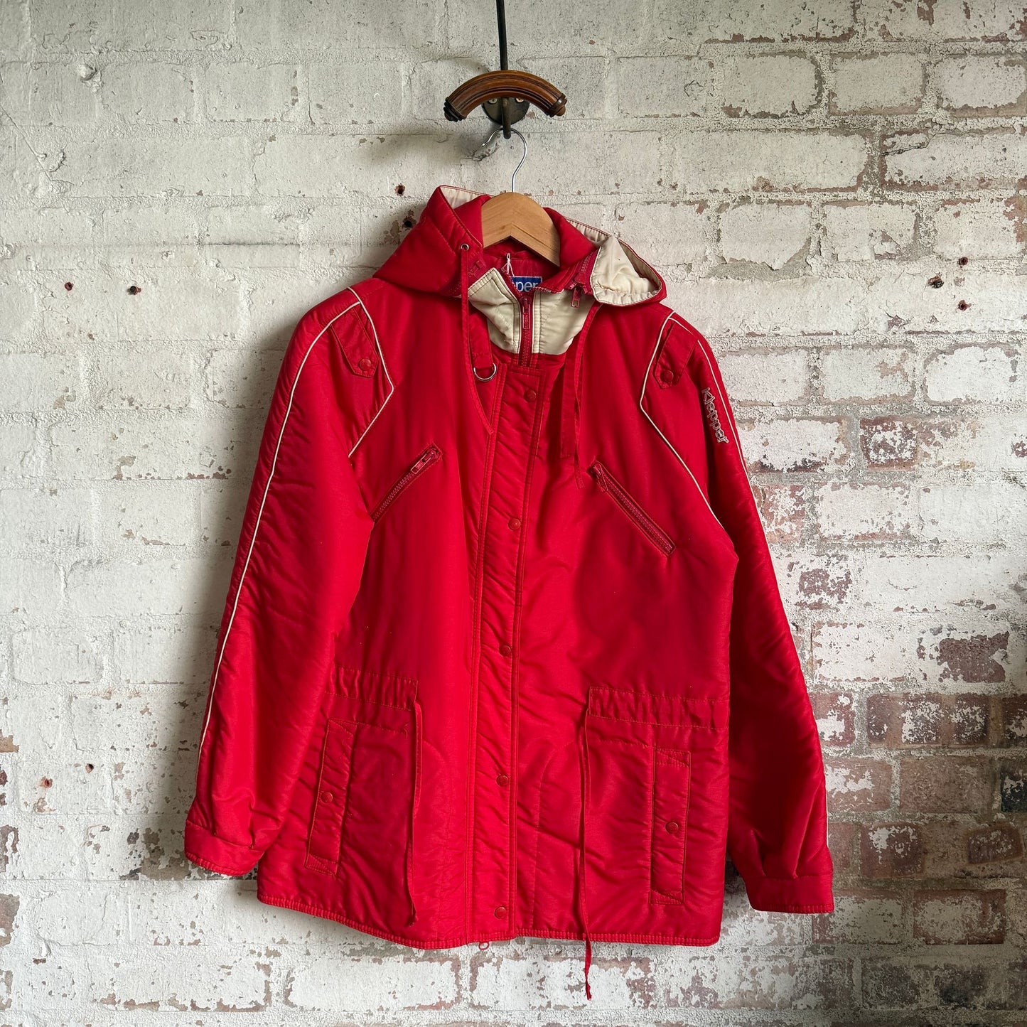 1980s Red Unusual Zip Ski Padded Jacket