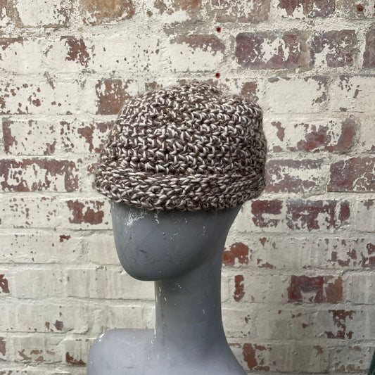 Vintage 1970s 1980s Brown Wool Knitted Beanie Hat