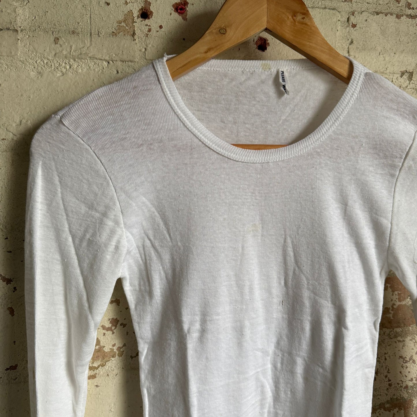 1970s White Long Sleeve Blank Cotton Top T-Shirt