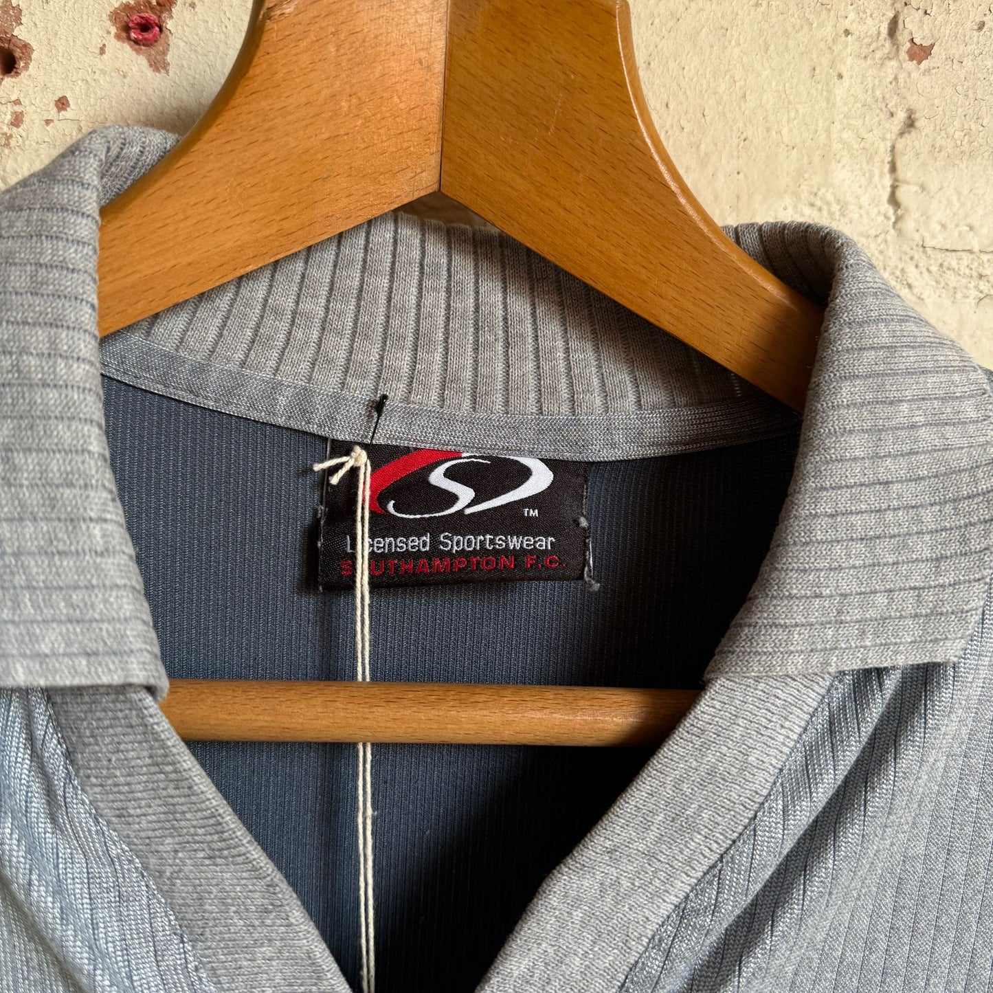 1990s Grey Southampton Training Football Shirt